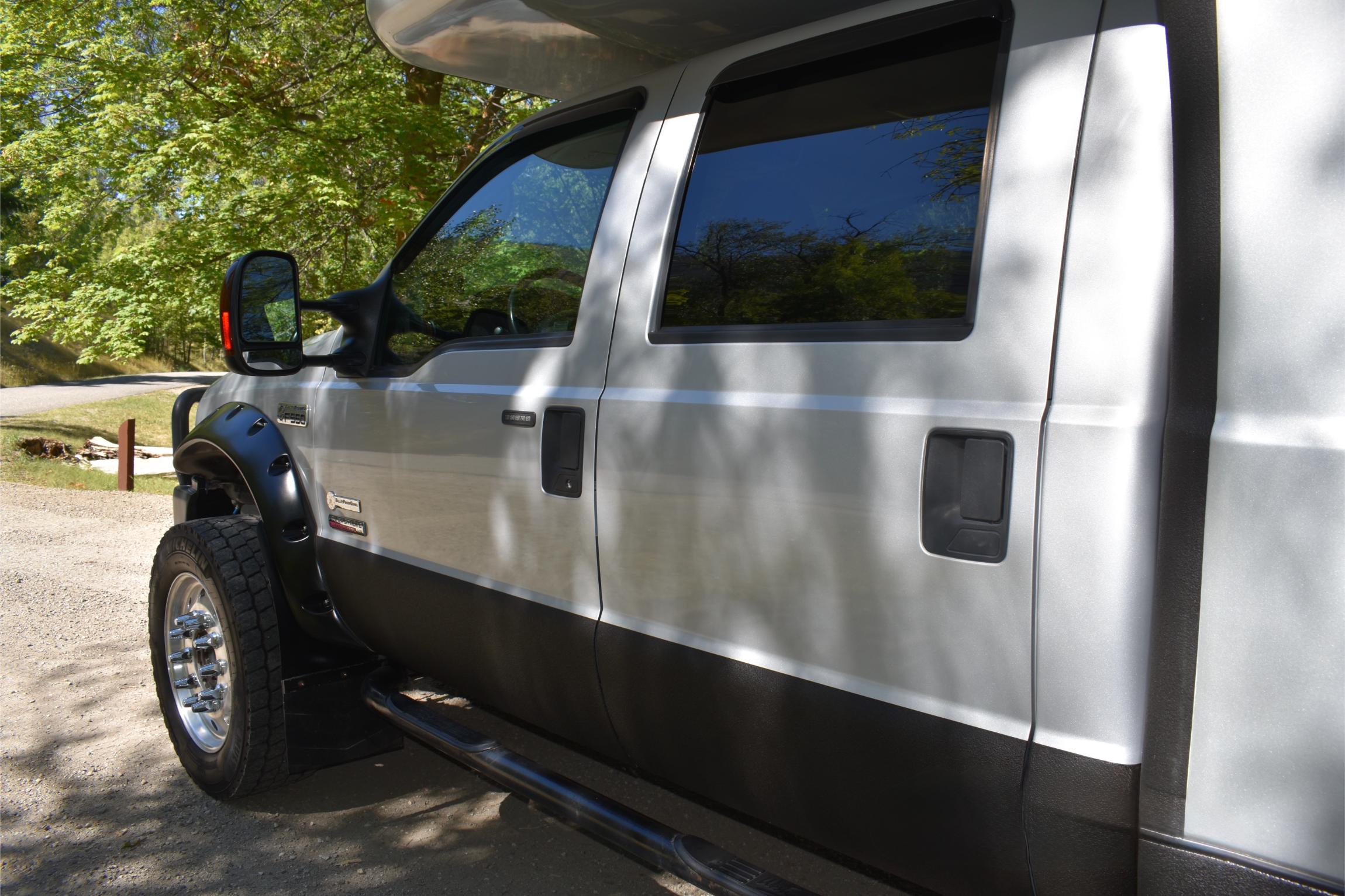 Sold: 2007 EarthRoamer XV-LT 048