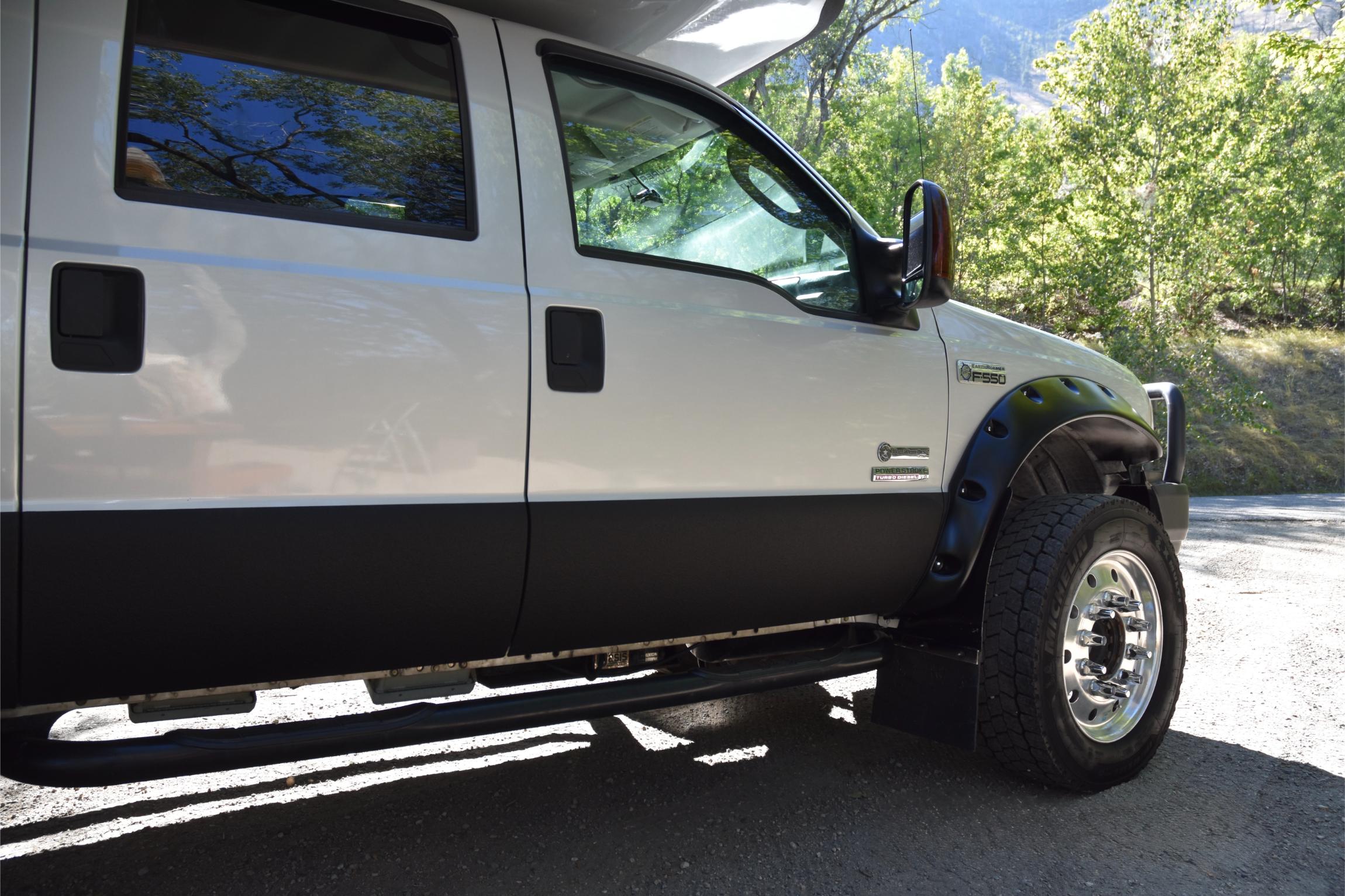 Sold: 2007 EarthRoamer XV-LT 048