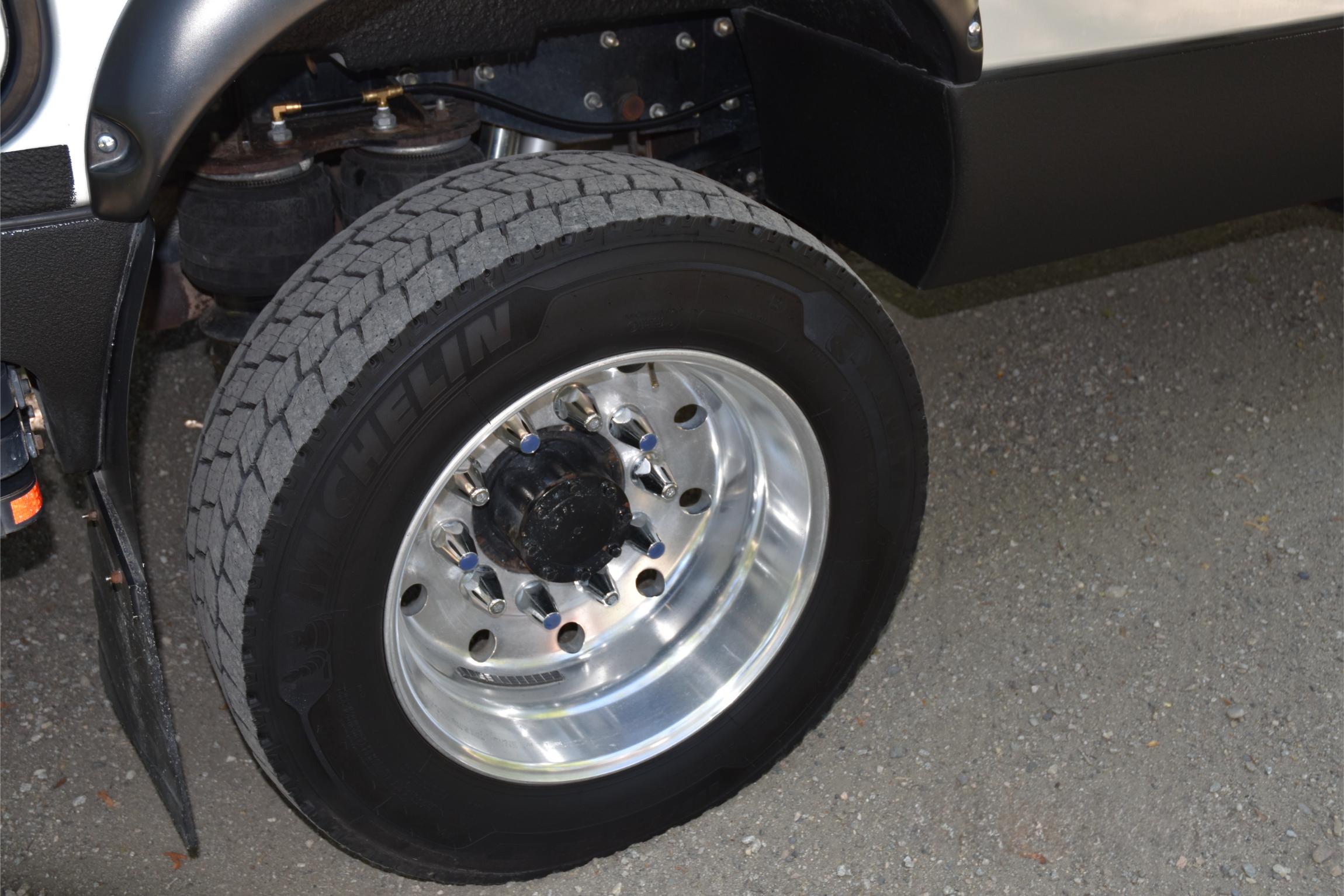 Sold: 2007 EarthRoamer XV-LT 048