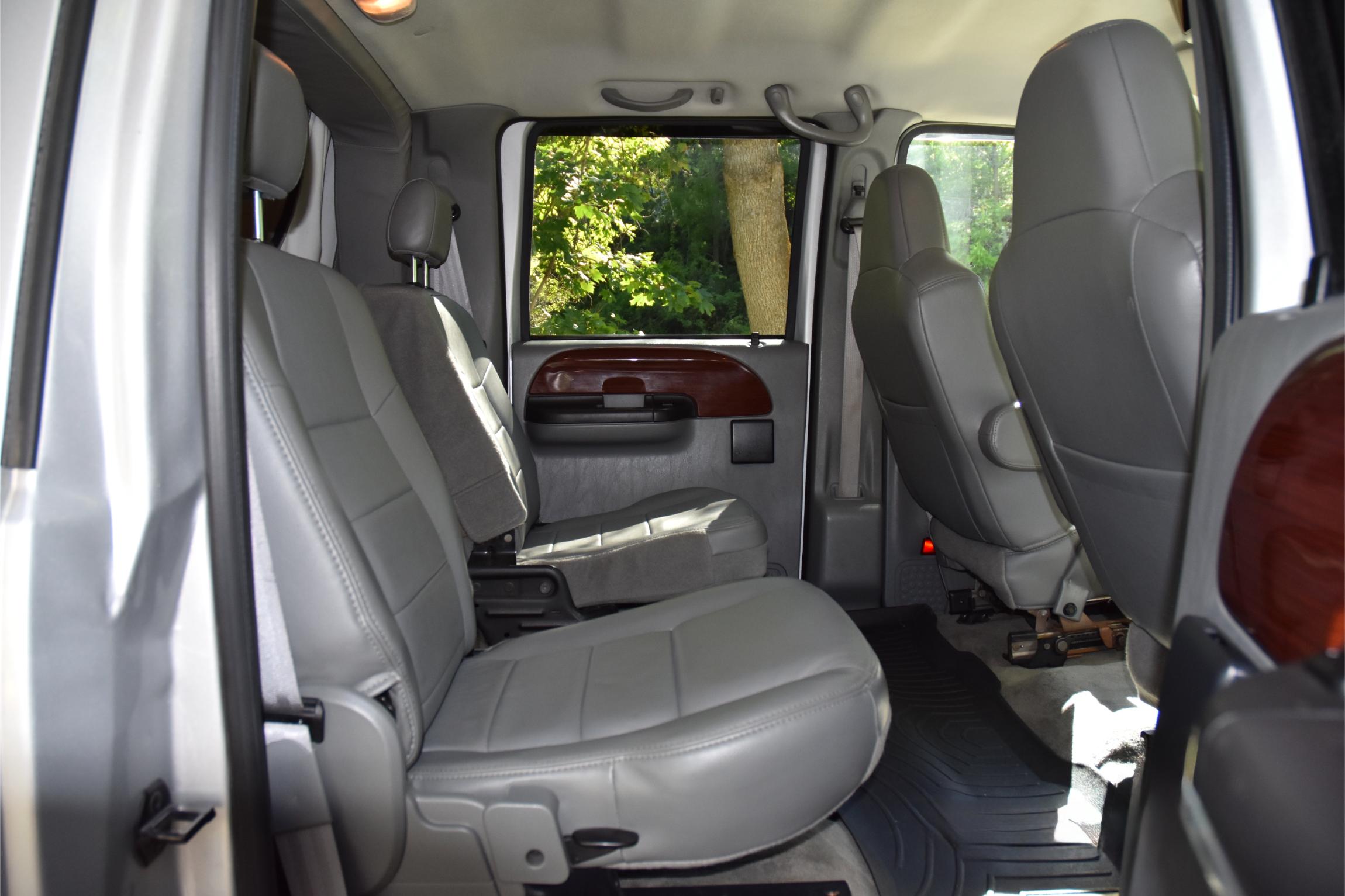 Sold: 2007 EarthRoamer XV-LT 048