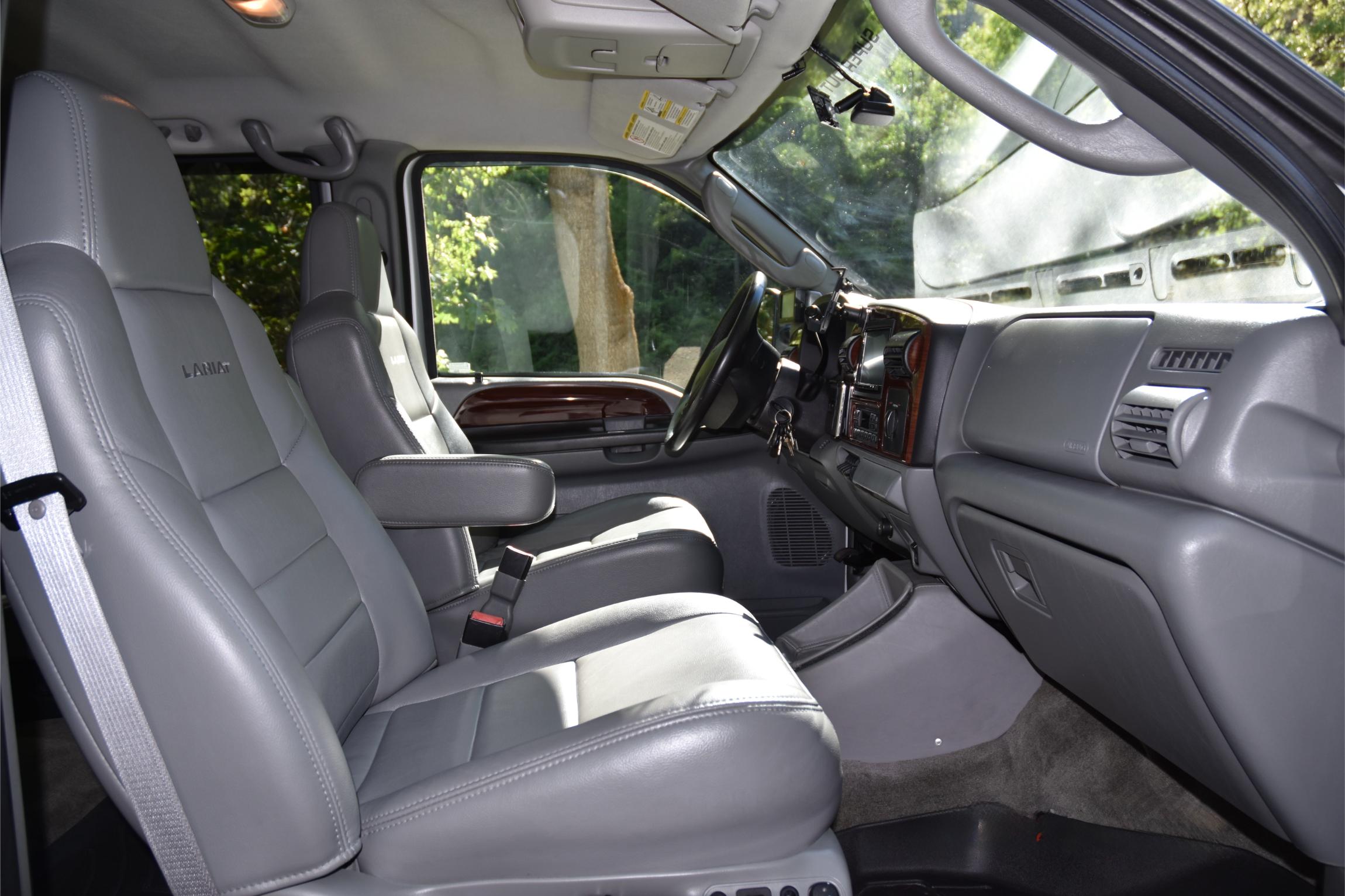 Sold: 2007 EarthRoamer XV-LT 048