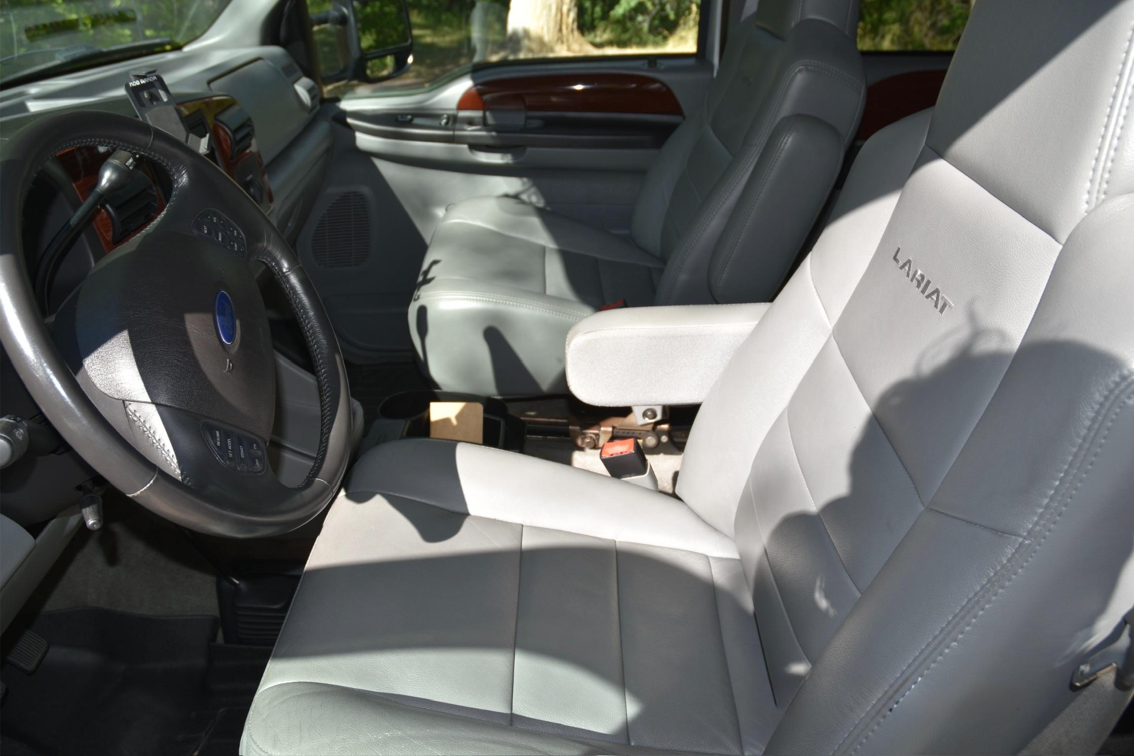 Sold: 2007 EarthRoamer XV-LT 048