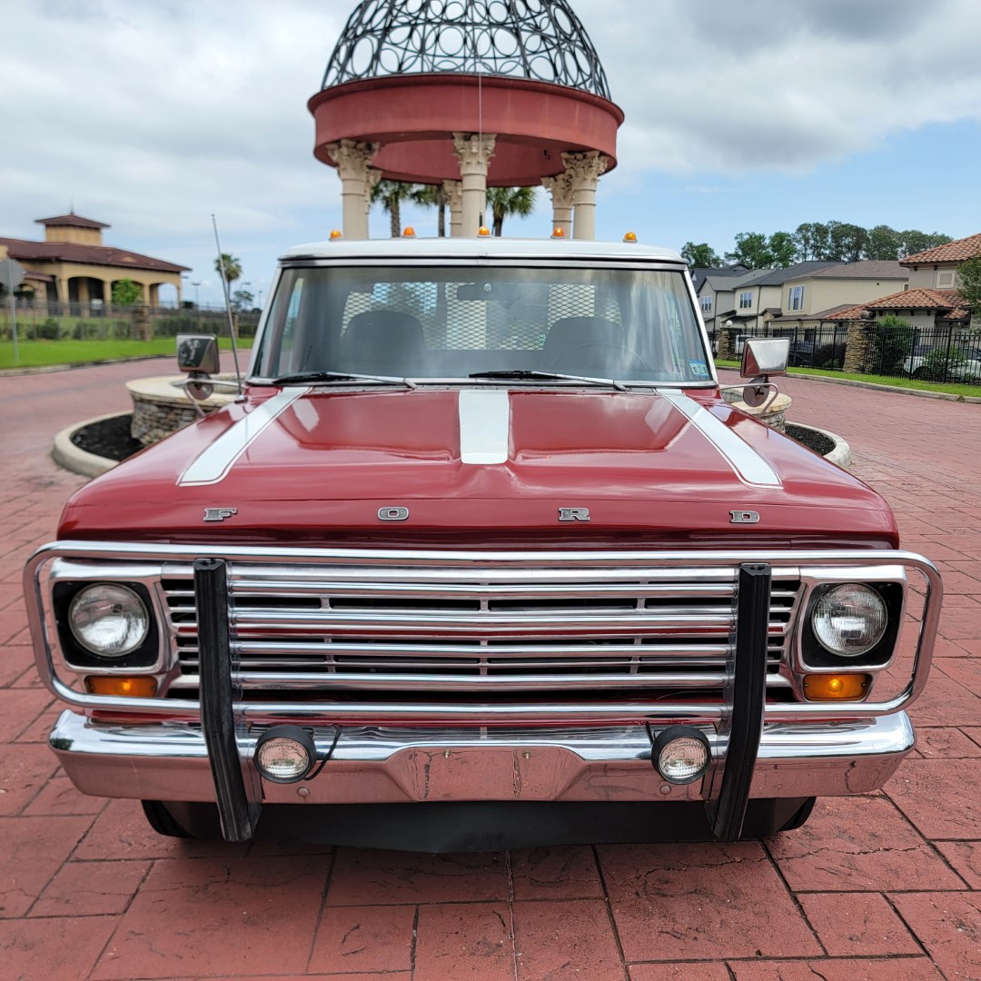 1969 Ford F-350 Hauler