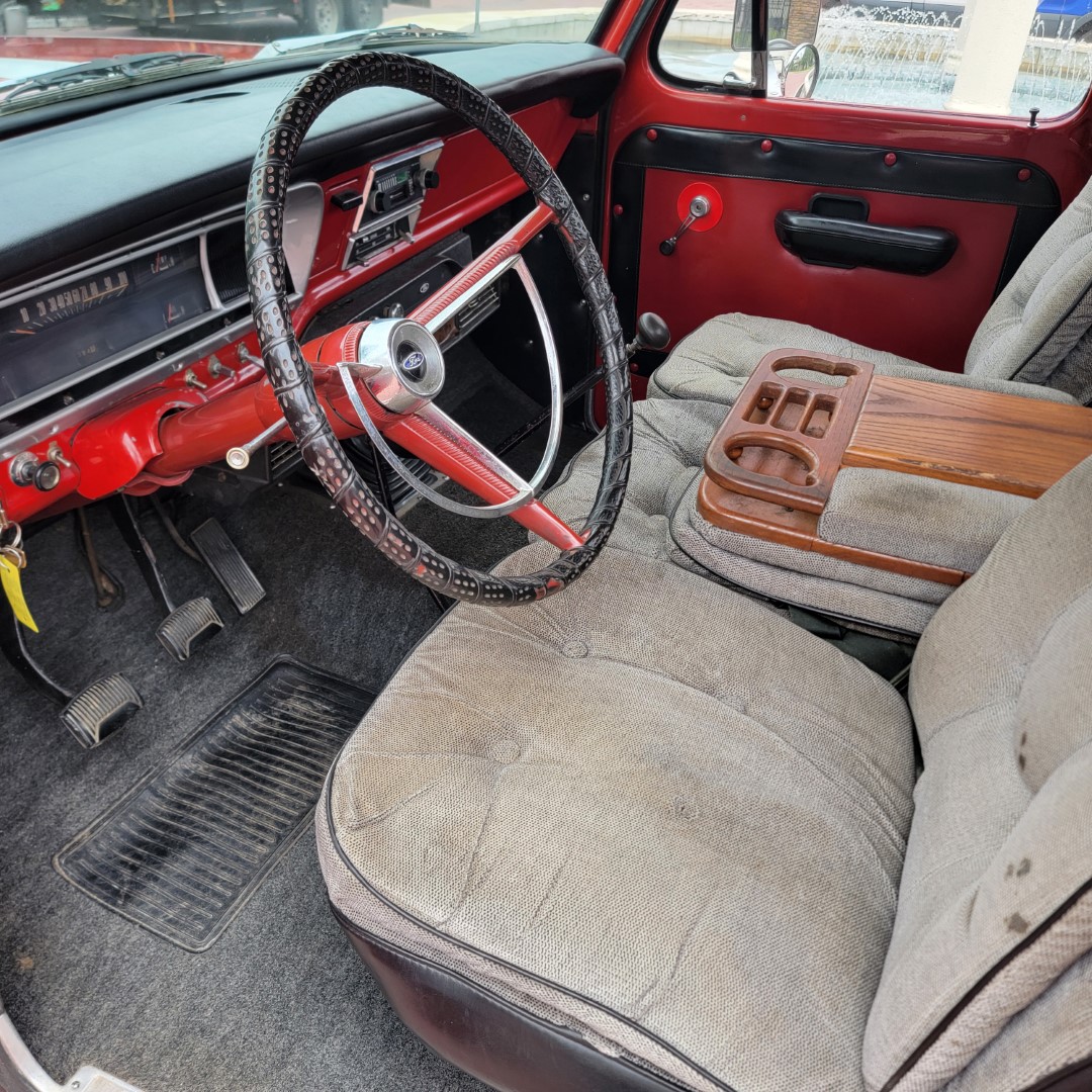 1969 Ford F-350 Hauler