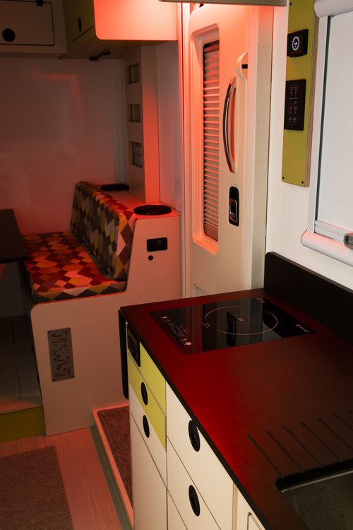 Sold: 1994 Mercedes-Benz SK1824 Expedition Truck