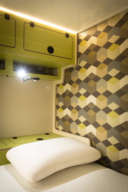 Sold: 1994 Mercedes-Benz SK1824 Expedition Truck