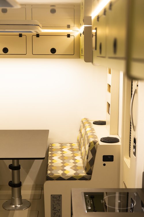 Sold: 1994 Mercedes-Benz SK1824 Expedition Truck