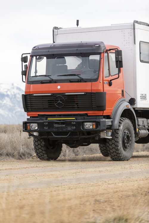 Sold: 1994 Mercedes-Benz SK1824 Expedition Truck