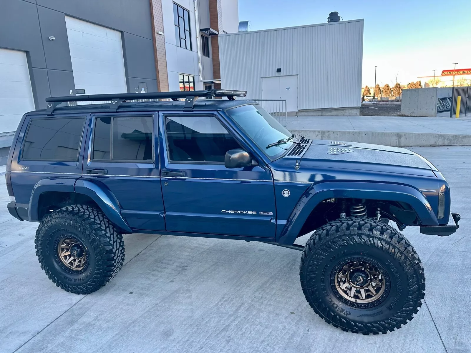 1997 Jeep Cherokee XJ Restomod