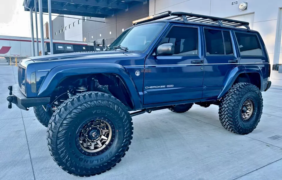 1997 Jeep Cherokee XJ Restomod