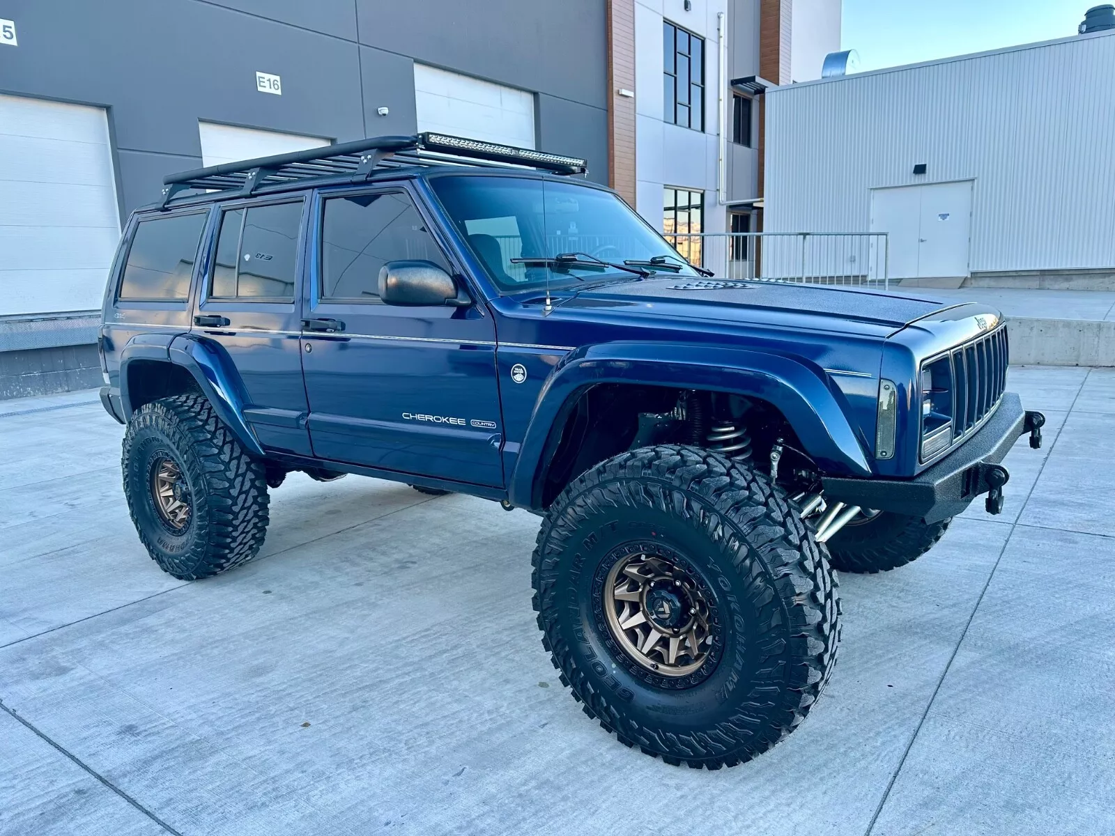 1997 Jeep Cherokee XJ Restomod