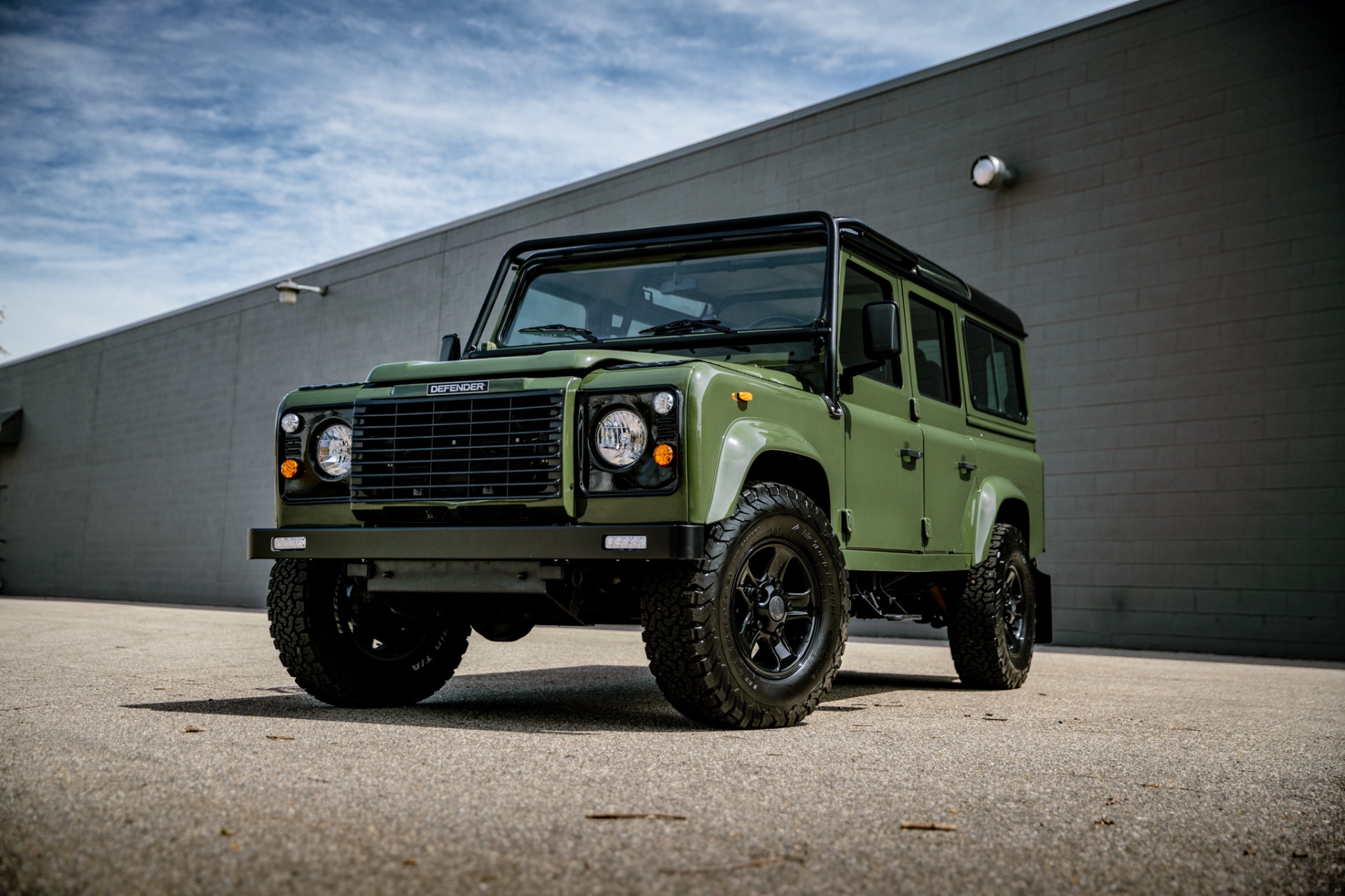  Land Rover Defender