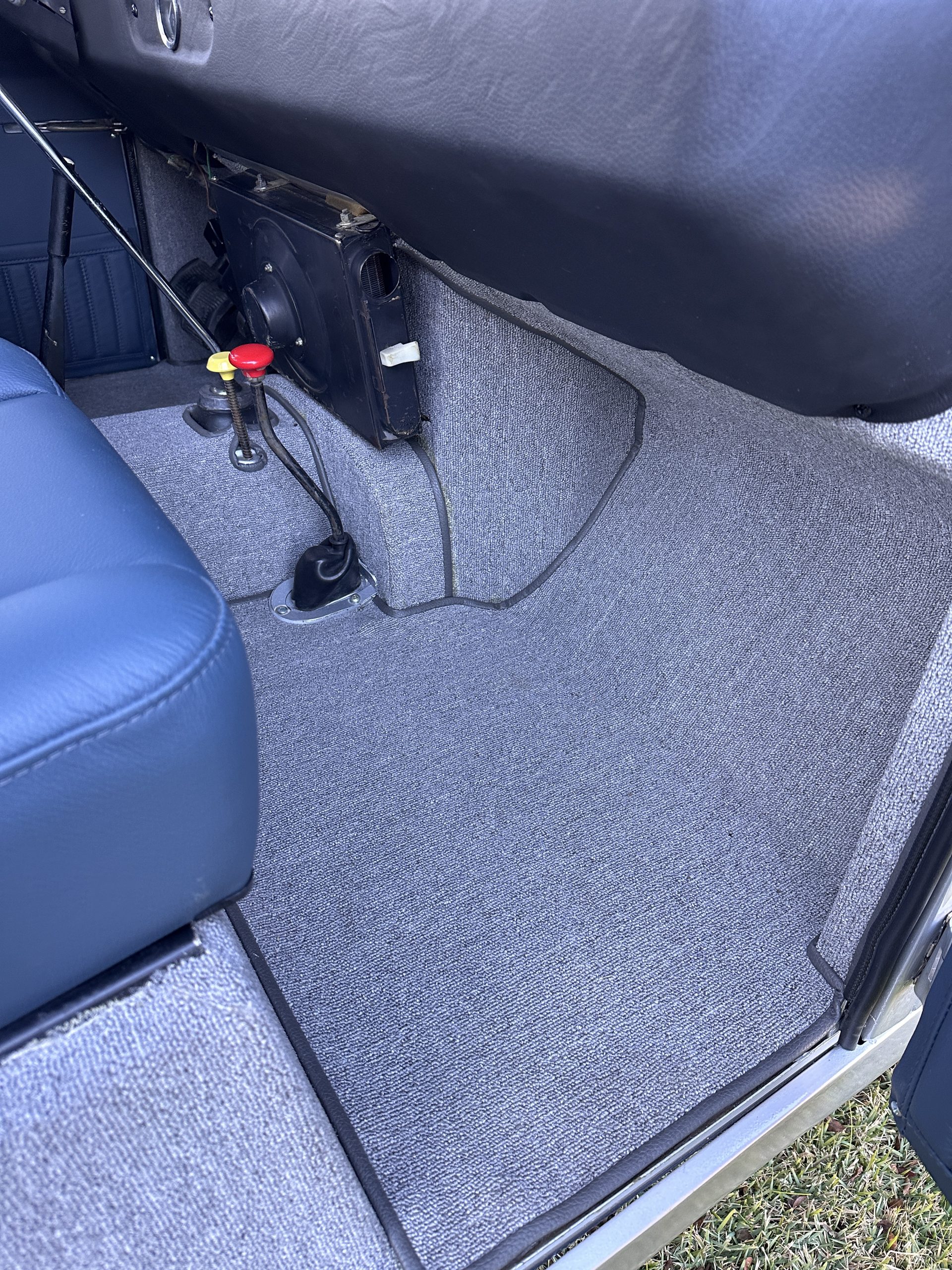 1980 Land Rover Series III 88 Santana