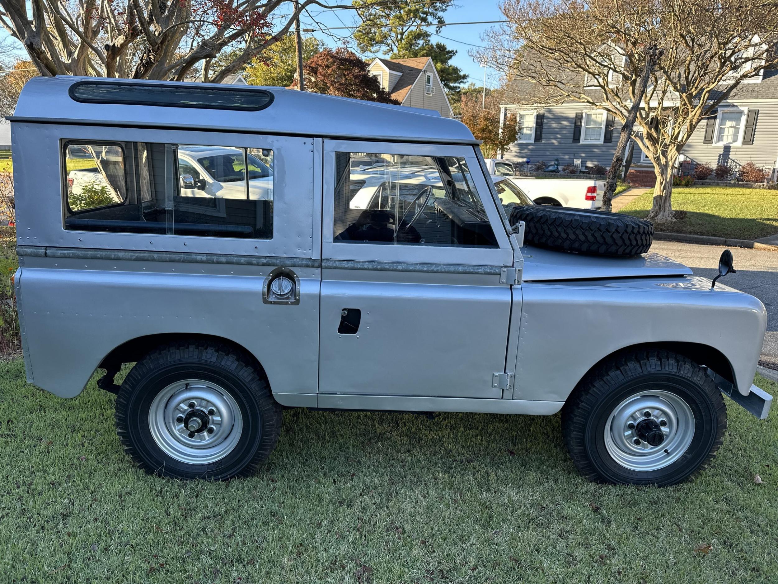  Land Rover Santana