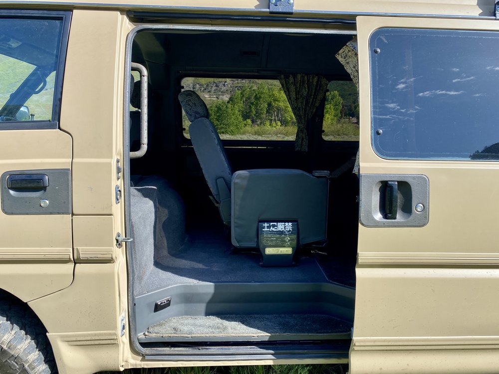 Sold: 1997 Mitsubishi Delica L300 Starwagon