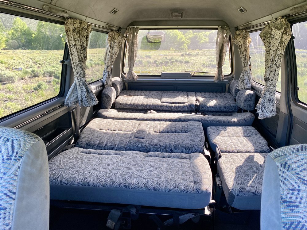 Sold: 1997 Mitsubishi Delica L300 Starwagon - 3