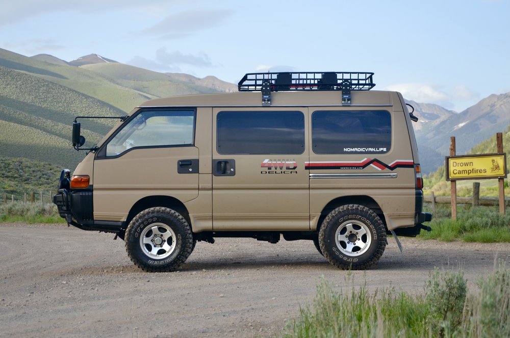 Sold: 1997 Mitsubishi Delica L300 Starwagon