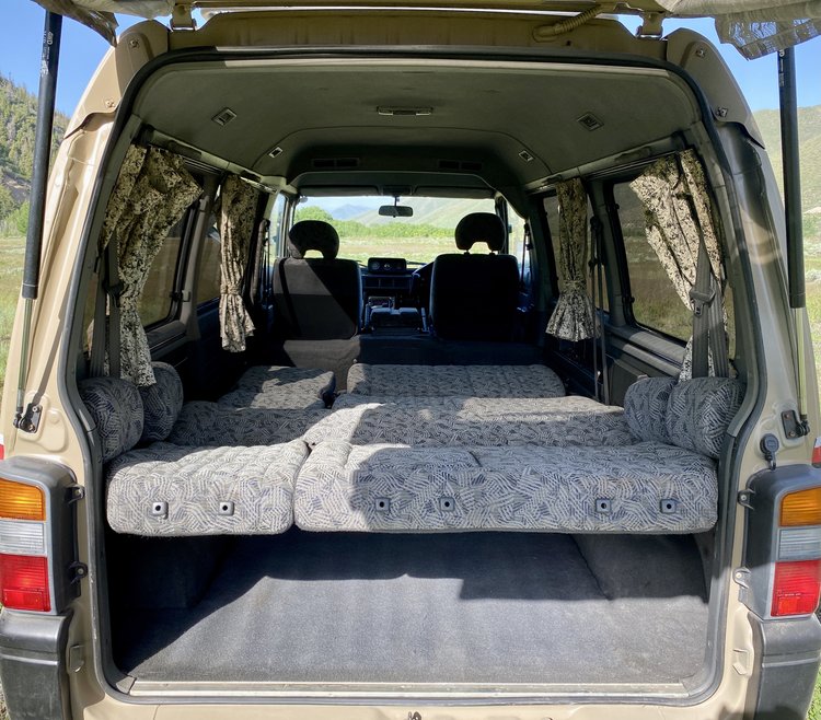 Sold: 1997 Mitsubishi Delica L300 Starwagon - 4