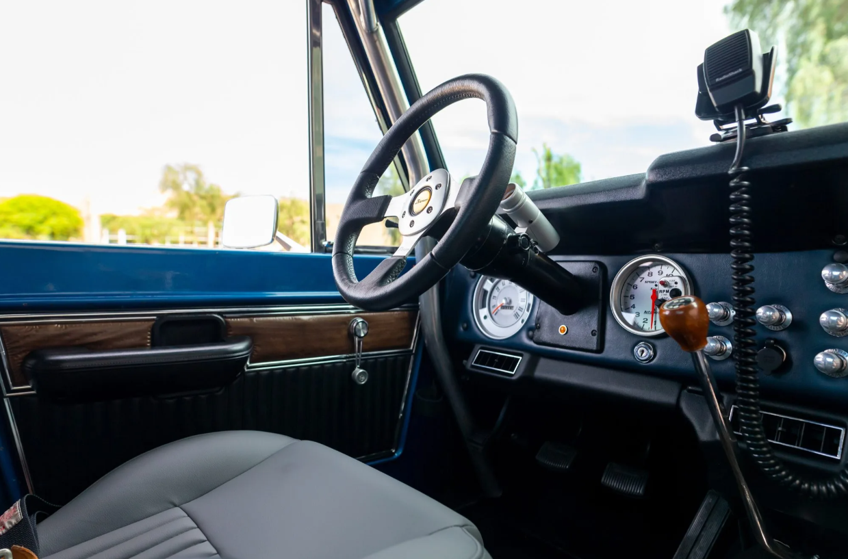 Sold: 1970 Ford Bronco