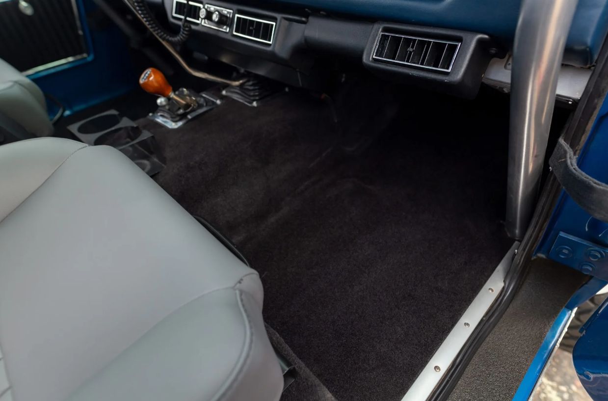 Sold: 1970 Ford Bronco