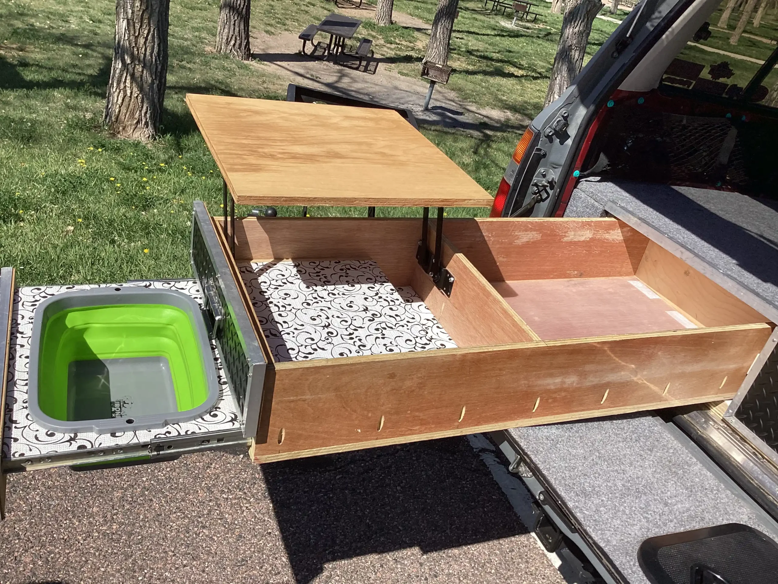 Sold: Modified 1995 Toyota Land Cruiser