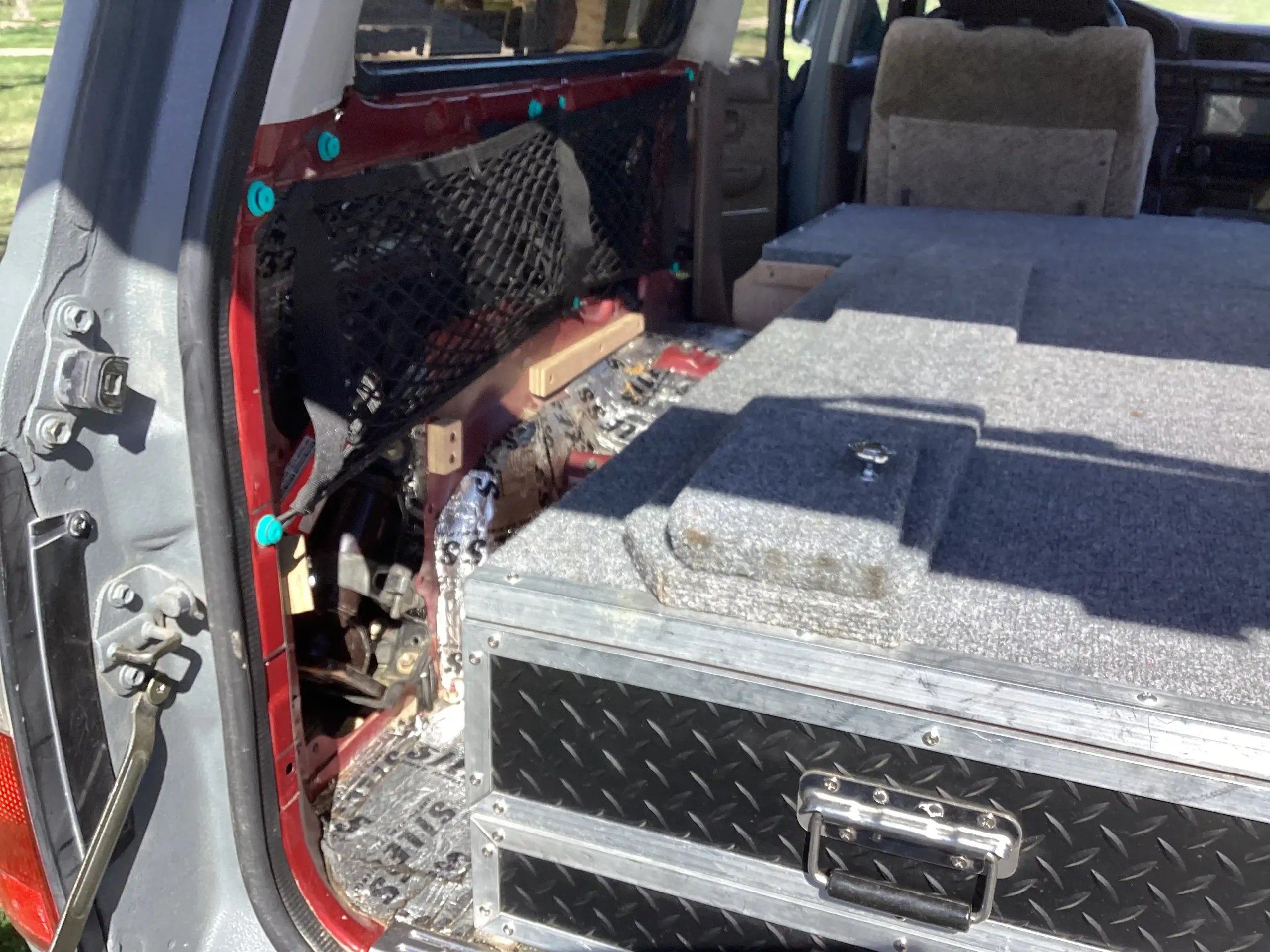 Sold: Modified 1995 Toyota Land Cruiser