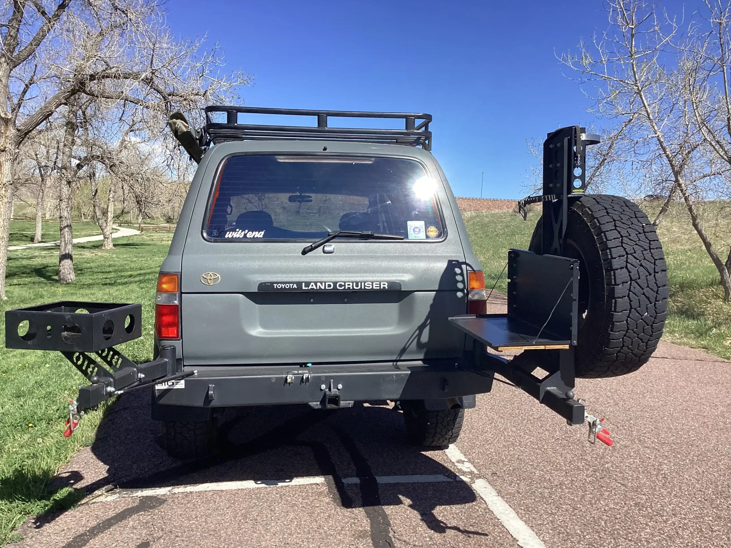 Sold: Modified 1995 Toyota Land Cruiser