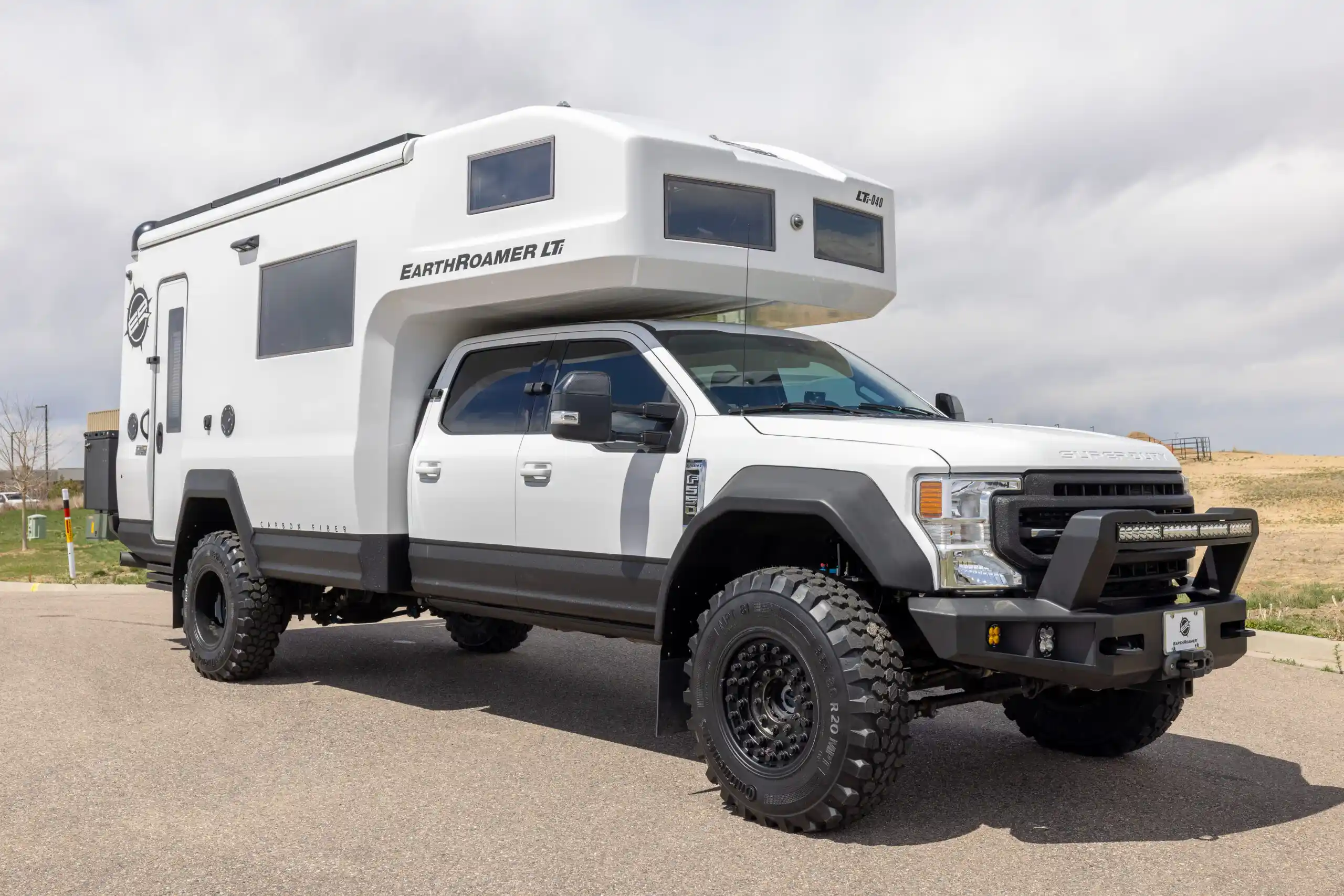  EarthRoamer LTi