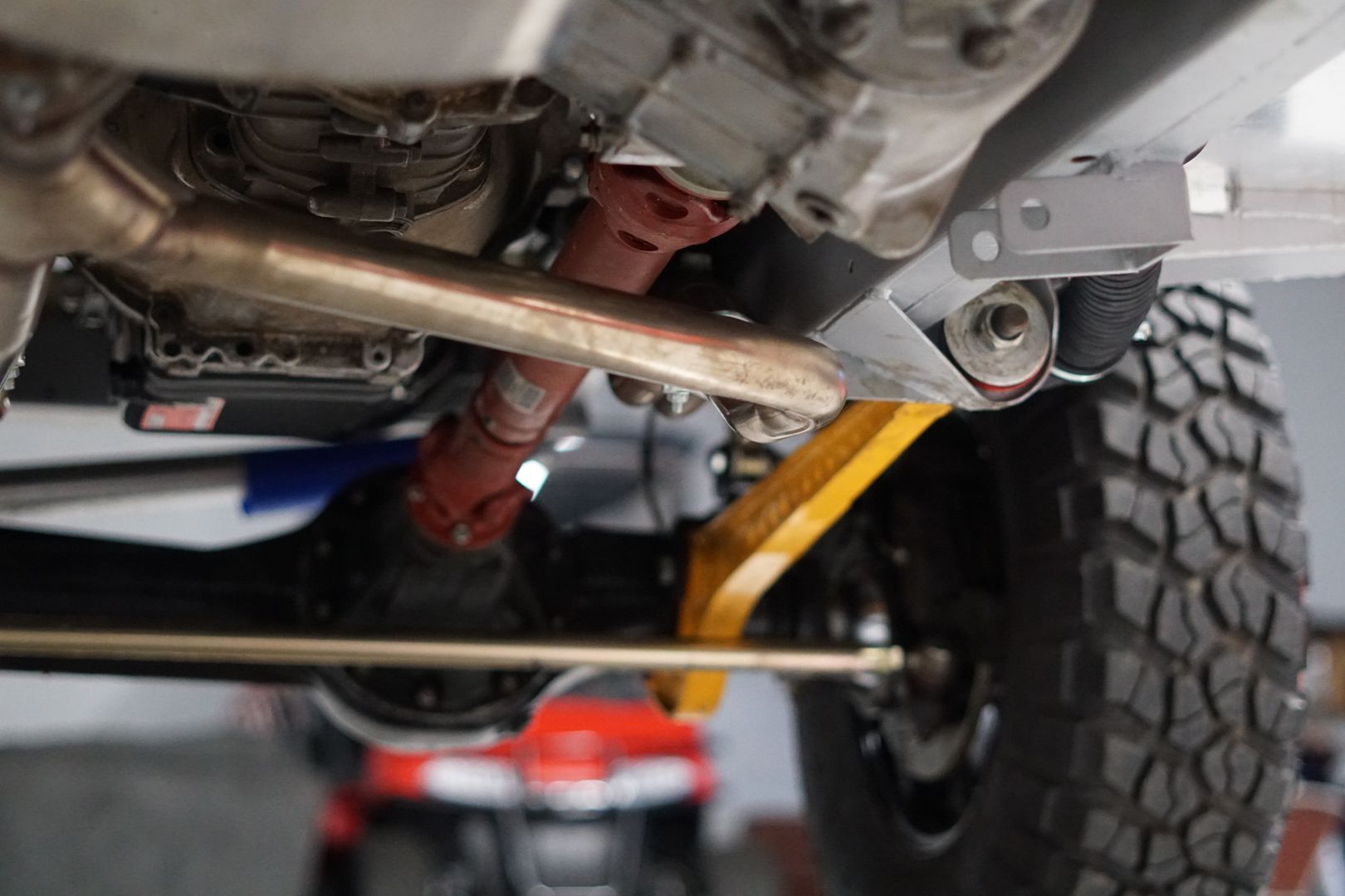 Sold: 2008 Land Rover Defender Bowler Tomcat