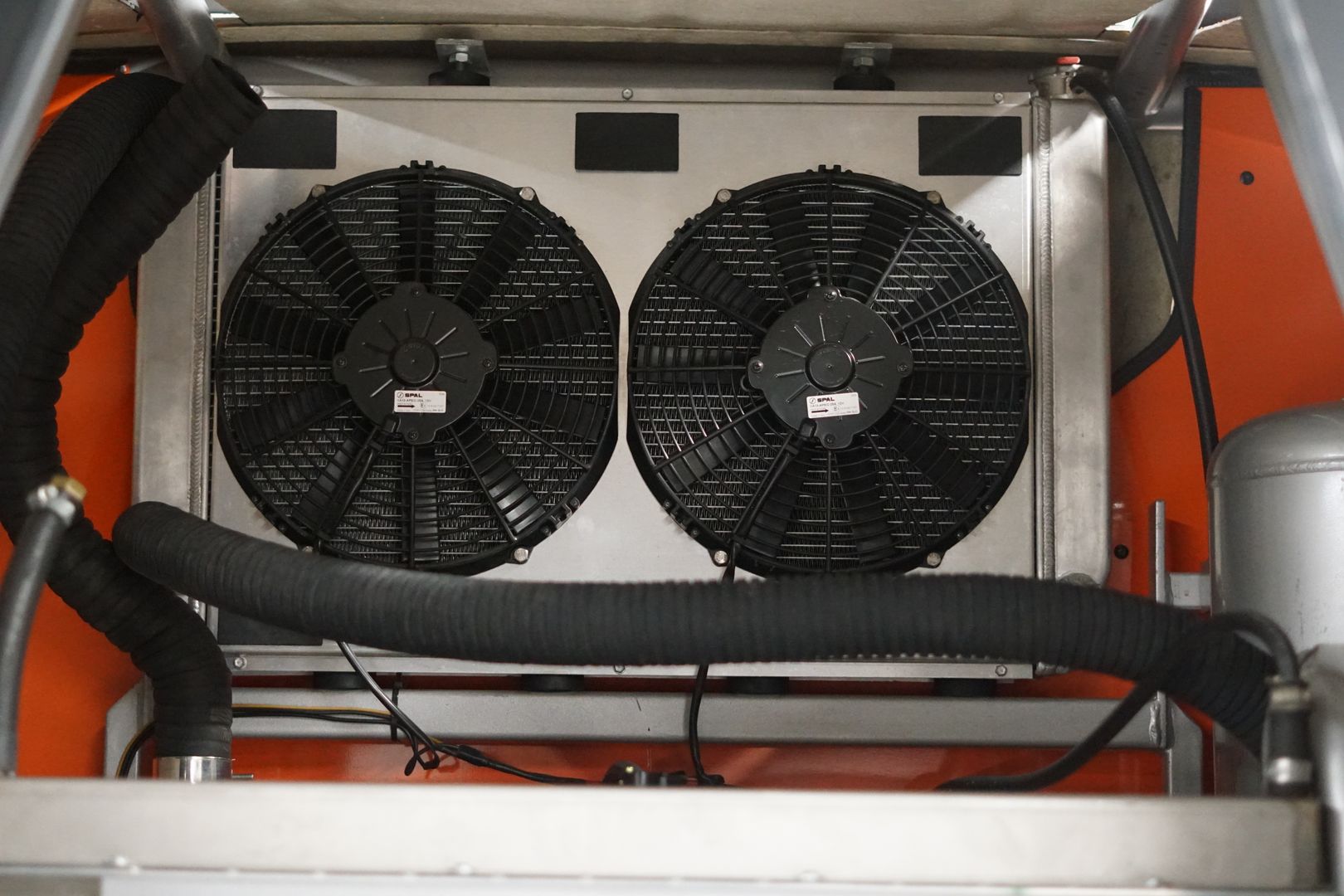 Sold: 2008 Land Rover Defender Bowler Tomcat