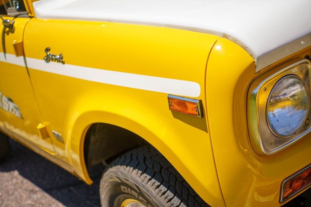 Sold: 1971 IH Scout 800B SnoStar