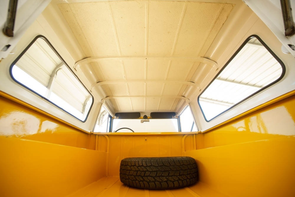 Sold: 1971 IH Scout 800B SnoStar