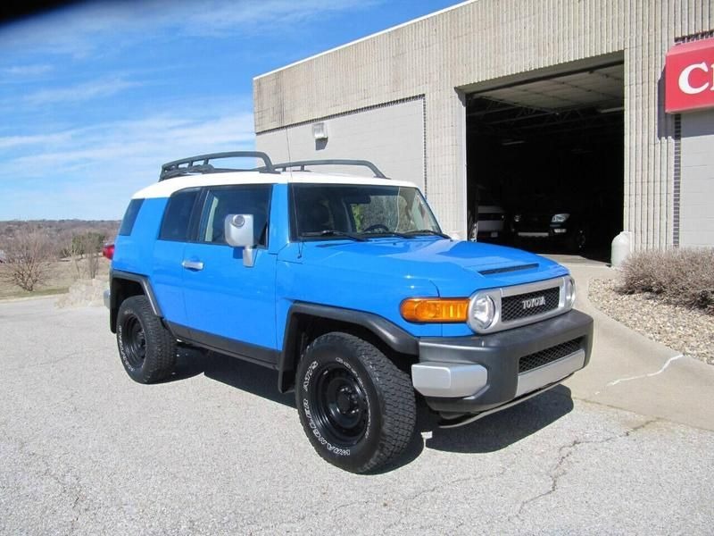  Toyota FJ Cruiser