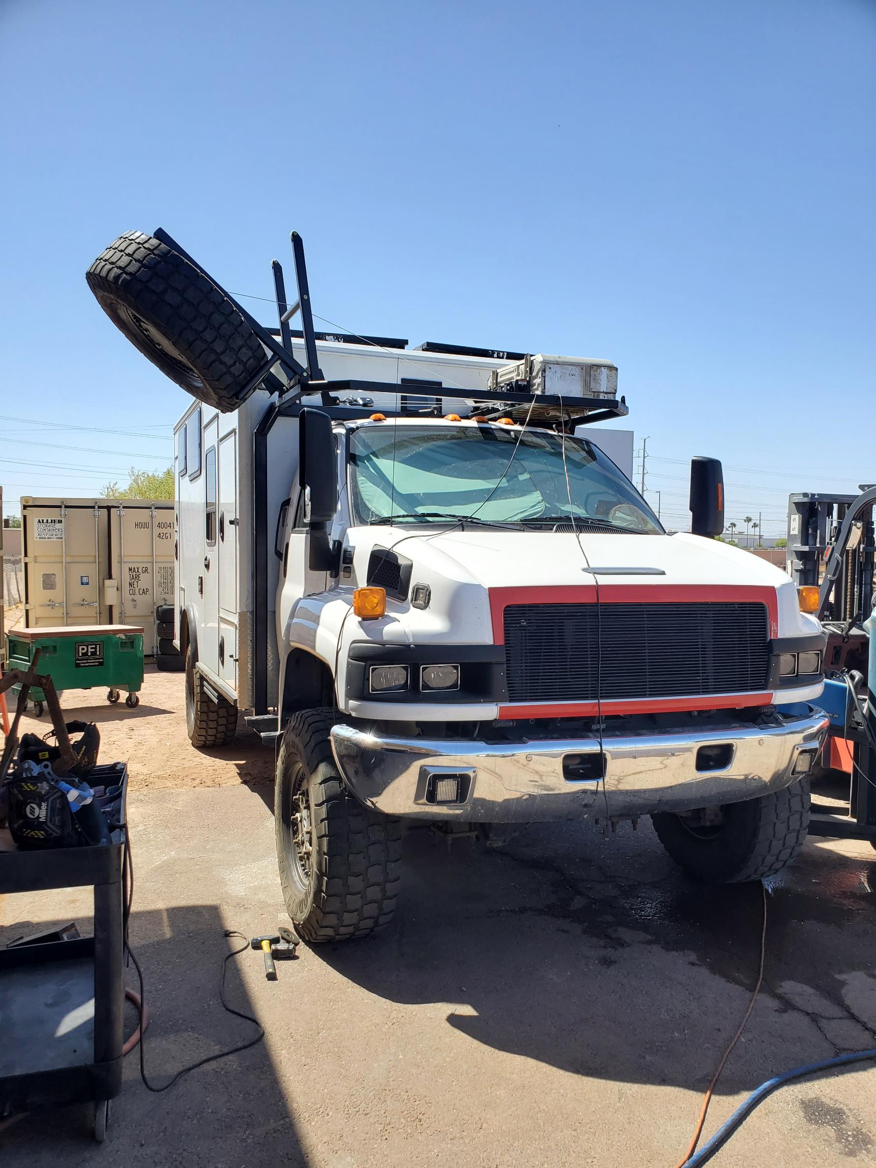 Sold: 2009 Chevrolet Kodiak C4500 4×4 Expedition Vehicle