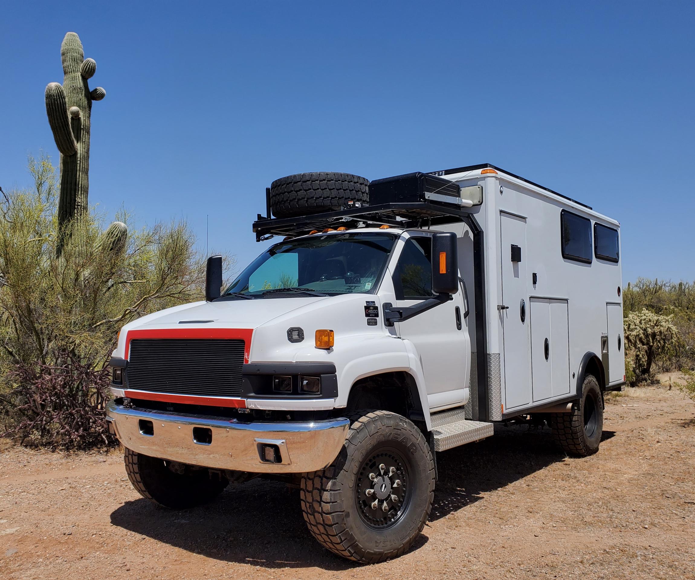 Sold: 2009 Chevrolet Kodiak C4500 4×4 Expedition Vehicle