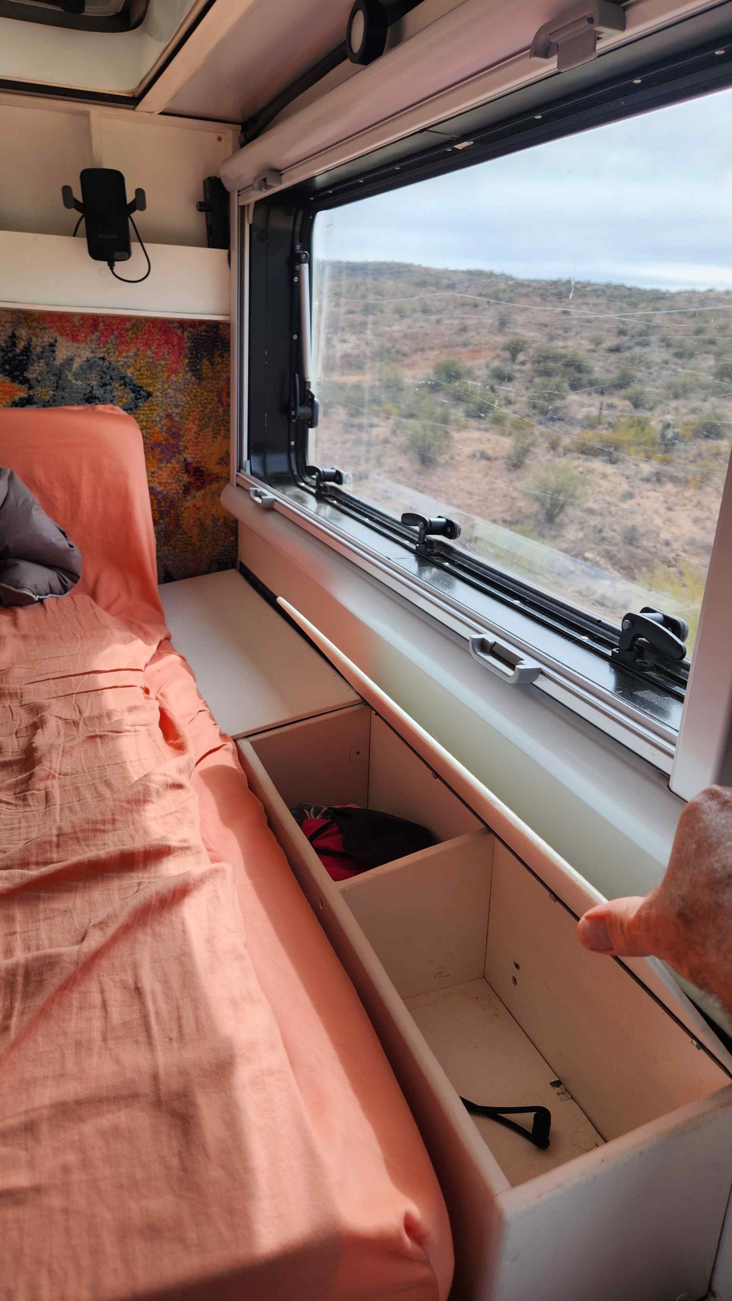 Sold: 2009 Chevrolet Kodiak C4500 4×4 Expedition Vehicle