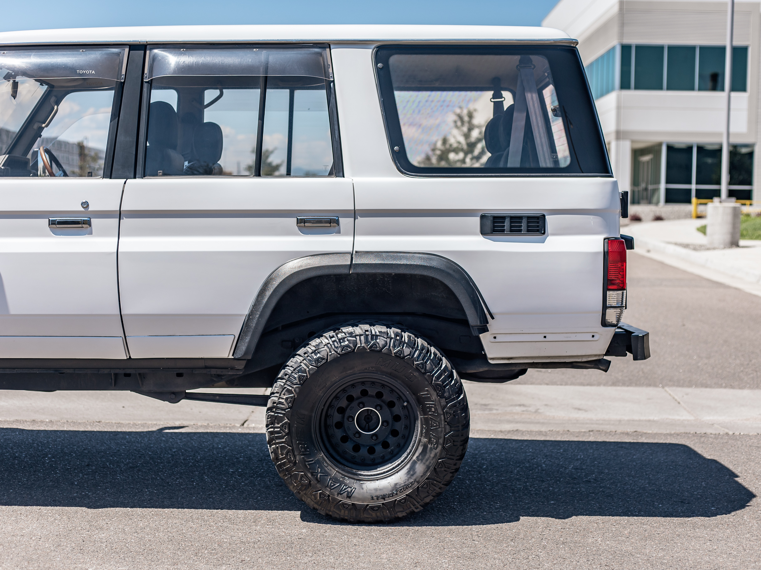 Sold: 1992 Toyota Land Cruiser LJ78