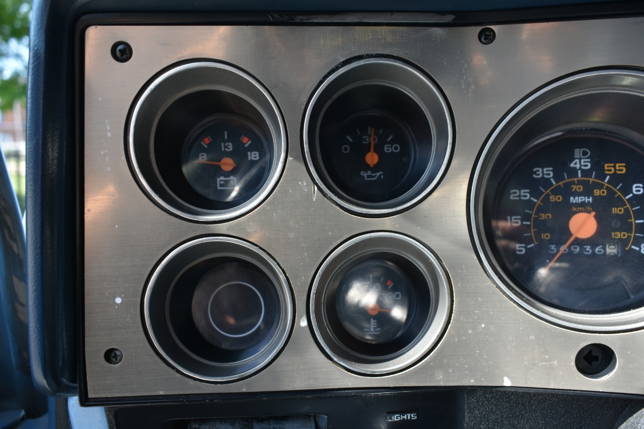 1987 GMC K10 High Sierra