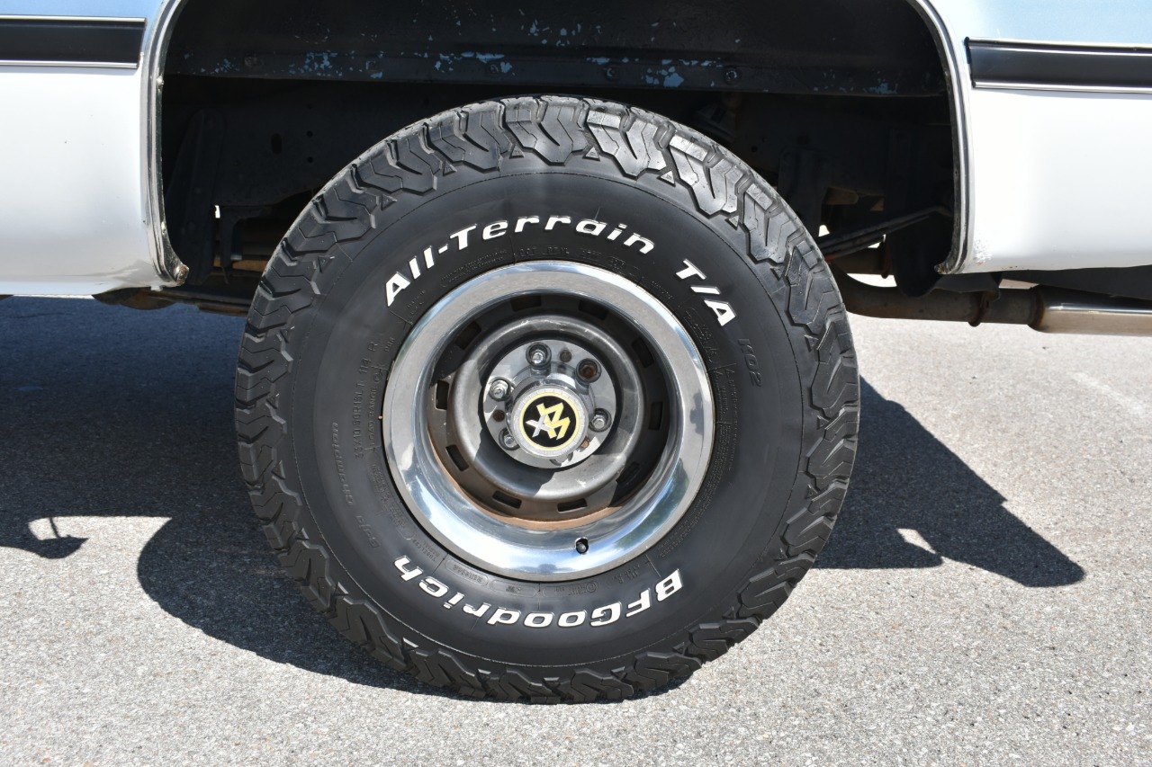 1987 GMC K10 High Sierra