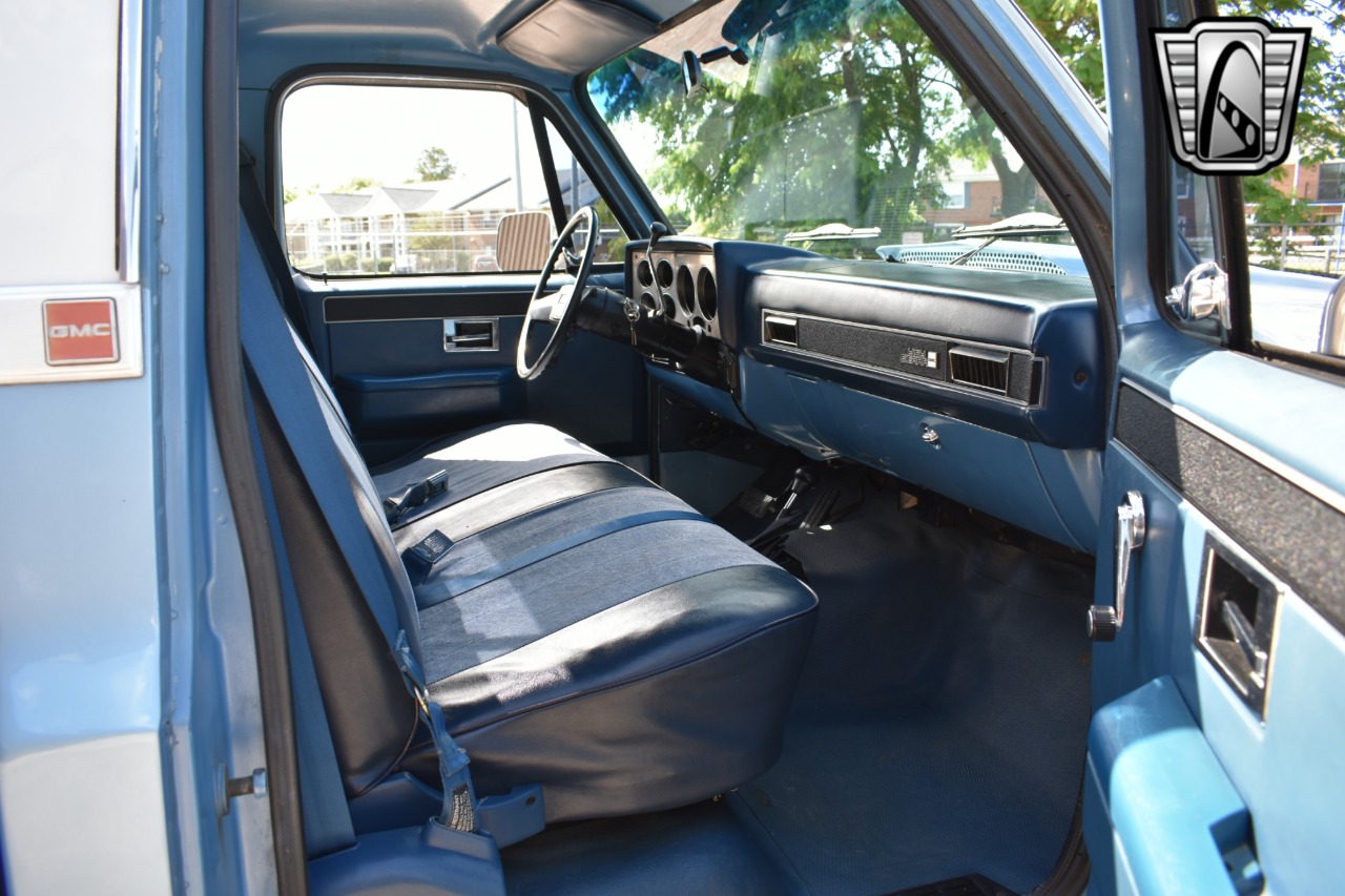 1987 GMC K10 High Sierra - 3