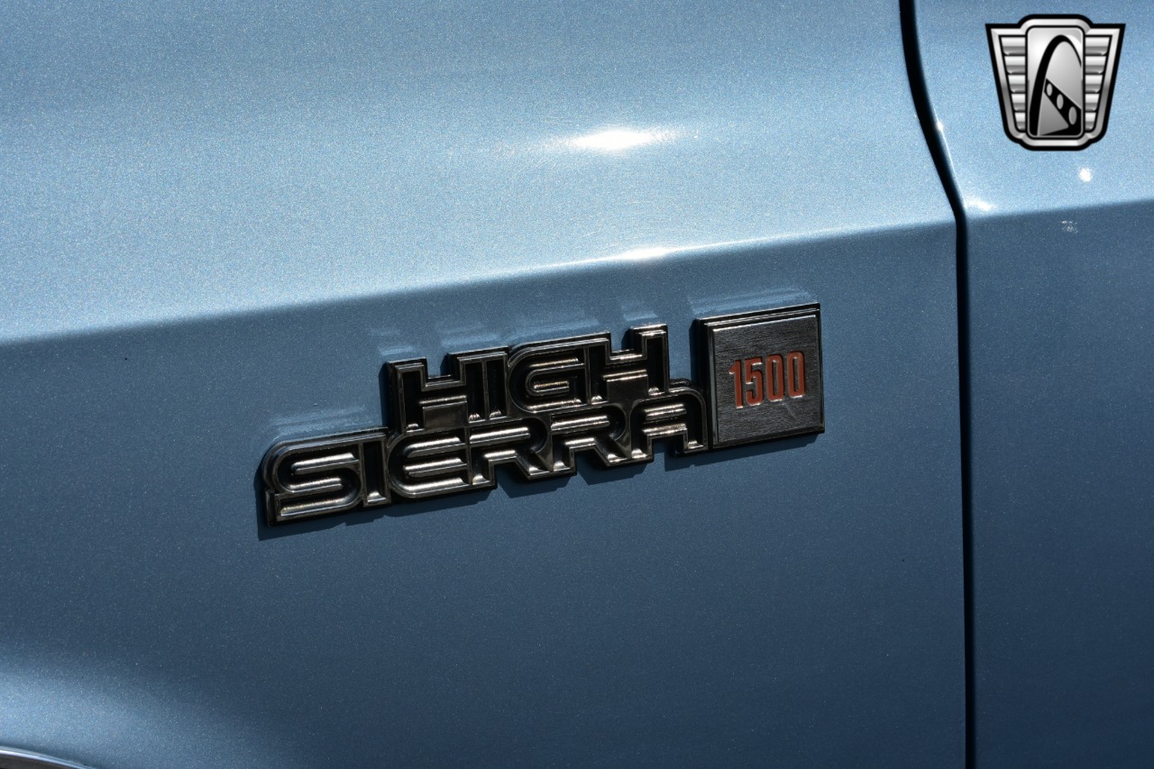 1987 GMC K10 High Sierra