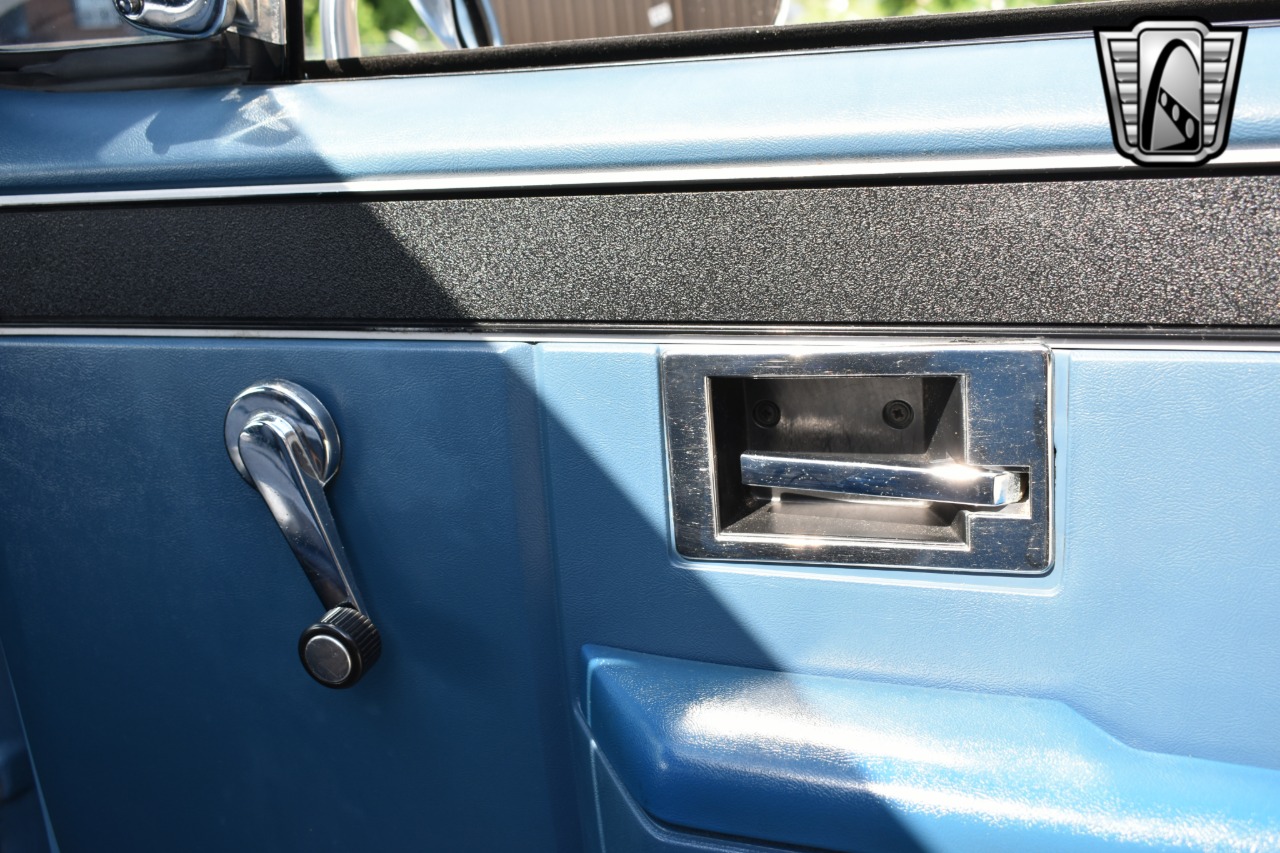 1987 GMC K10 High Sierra - 4