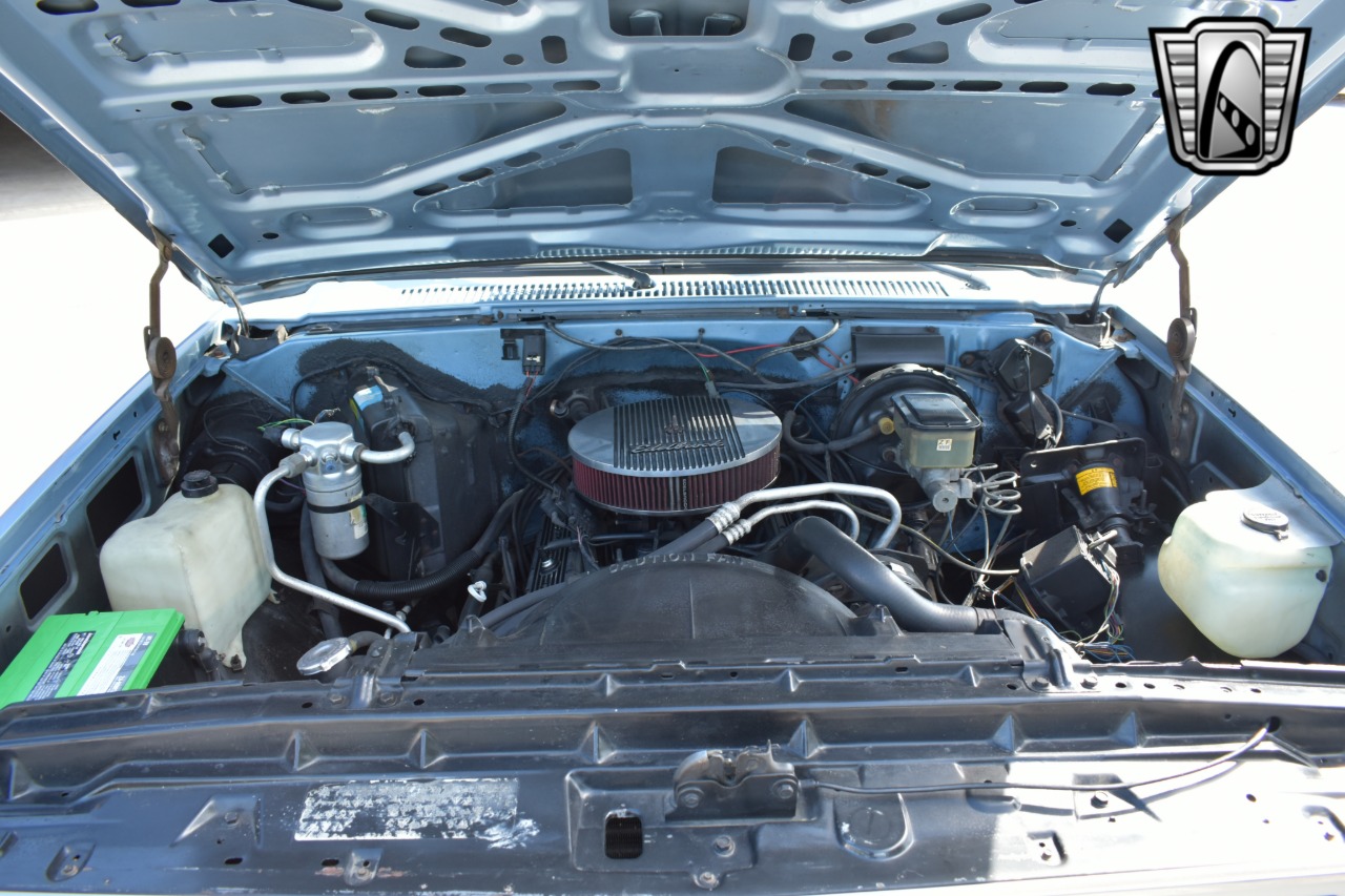 1987 GMC K10 High Sierra