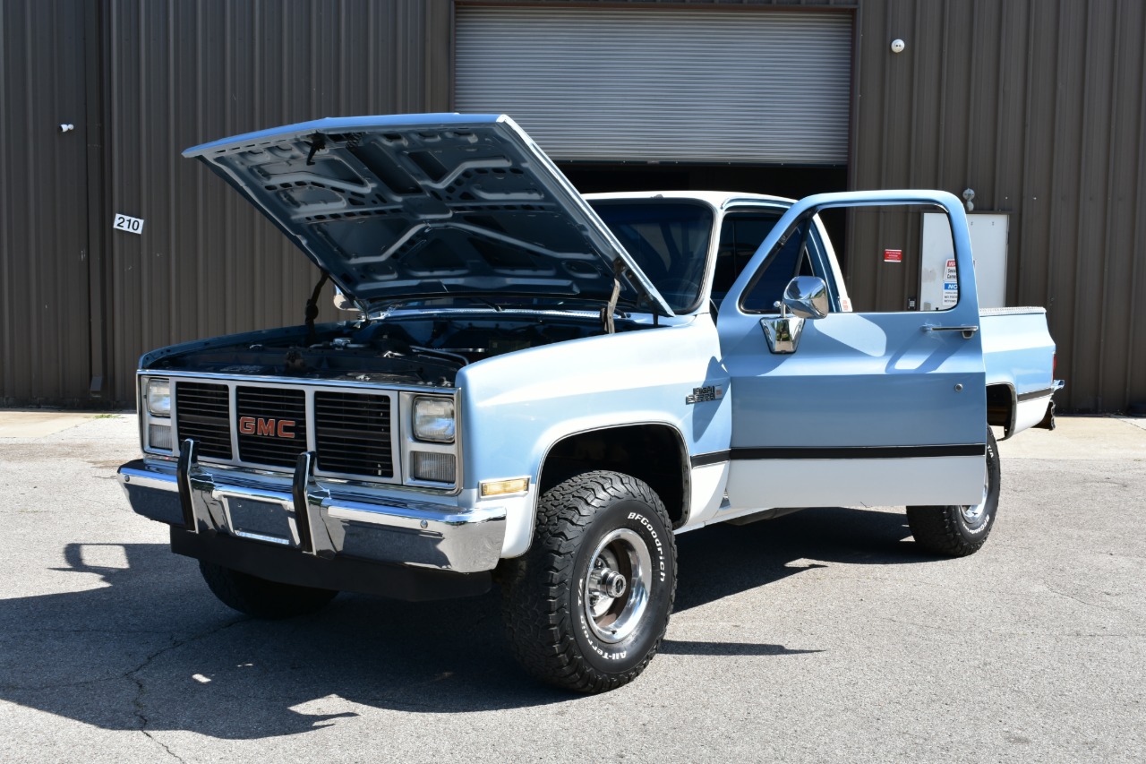 1987 GMC K10 High Sierra