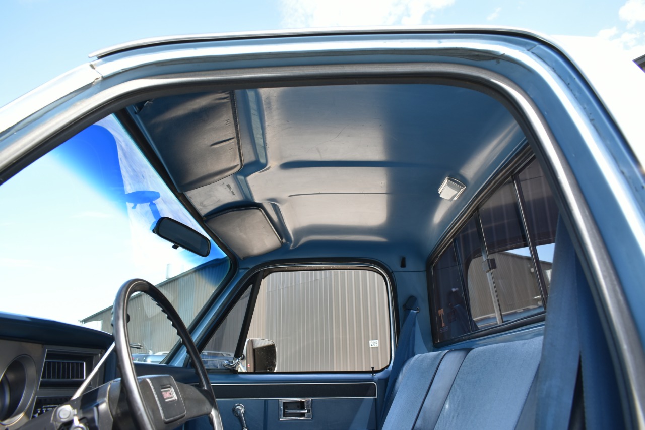 1987 GMC K10 High Sierra