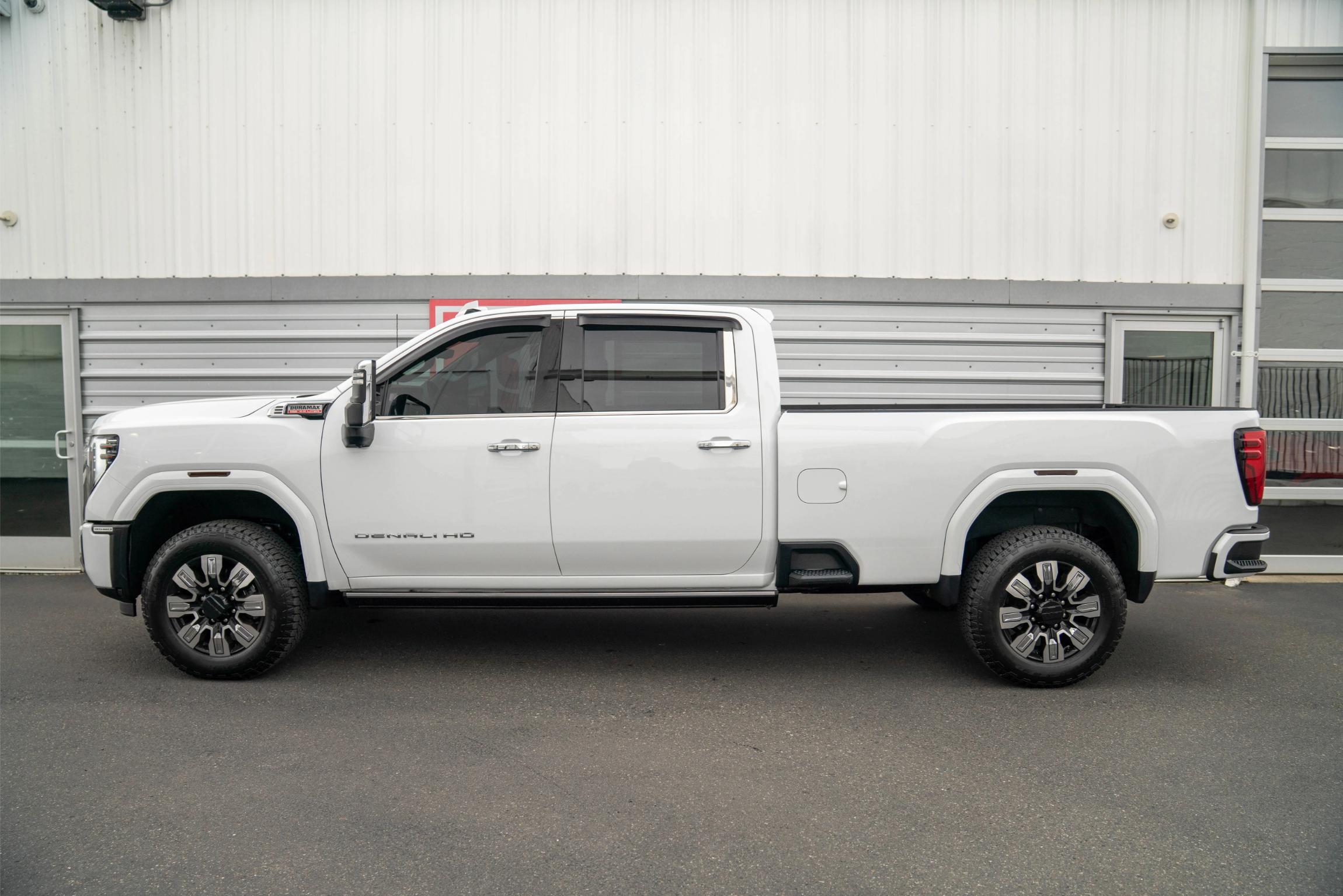 2024 GMC Sierra 3500HD Denali