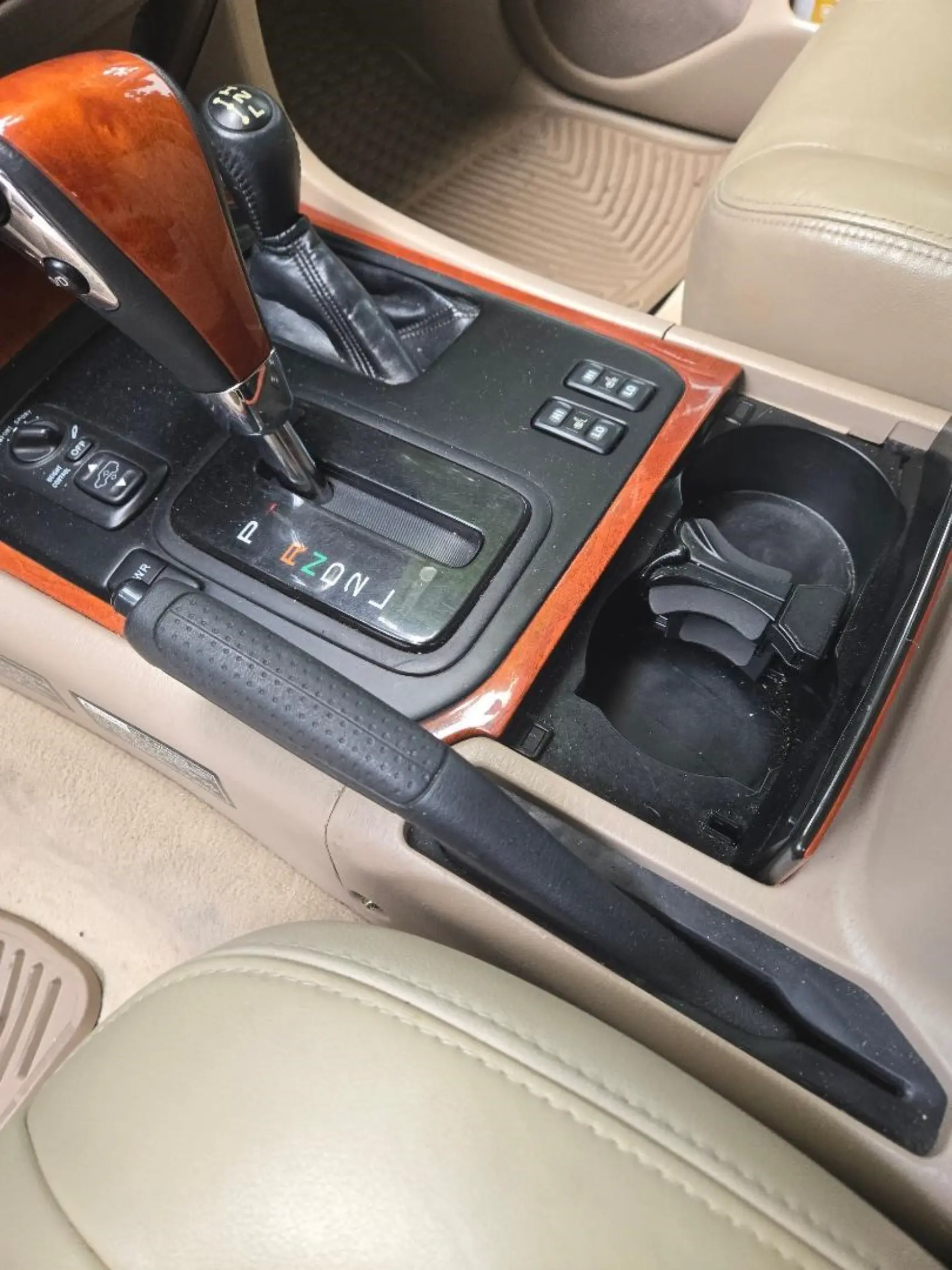 Sold: 2002 Lexus LX 470