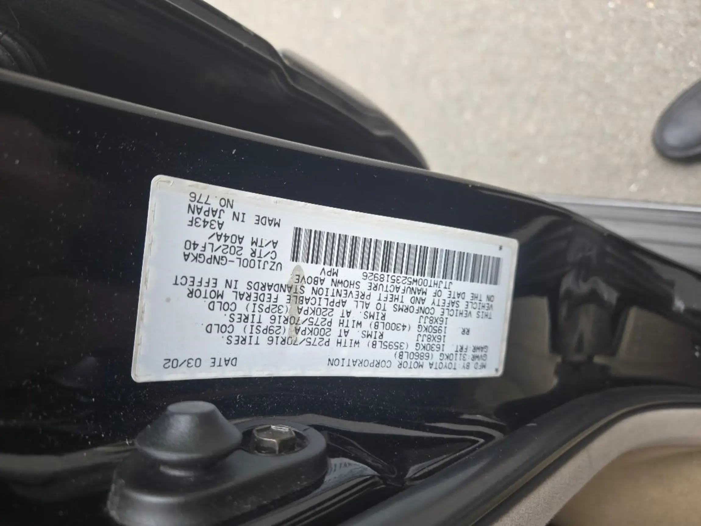 Sold: 2002 Lexus LX 470 - 3