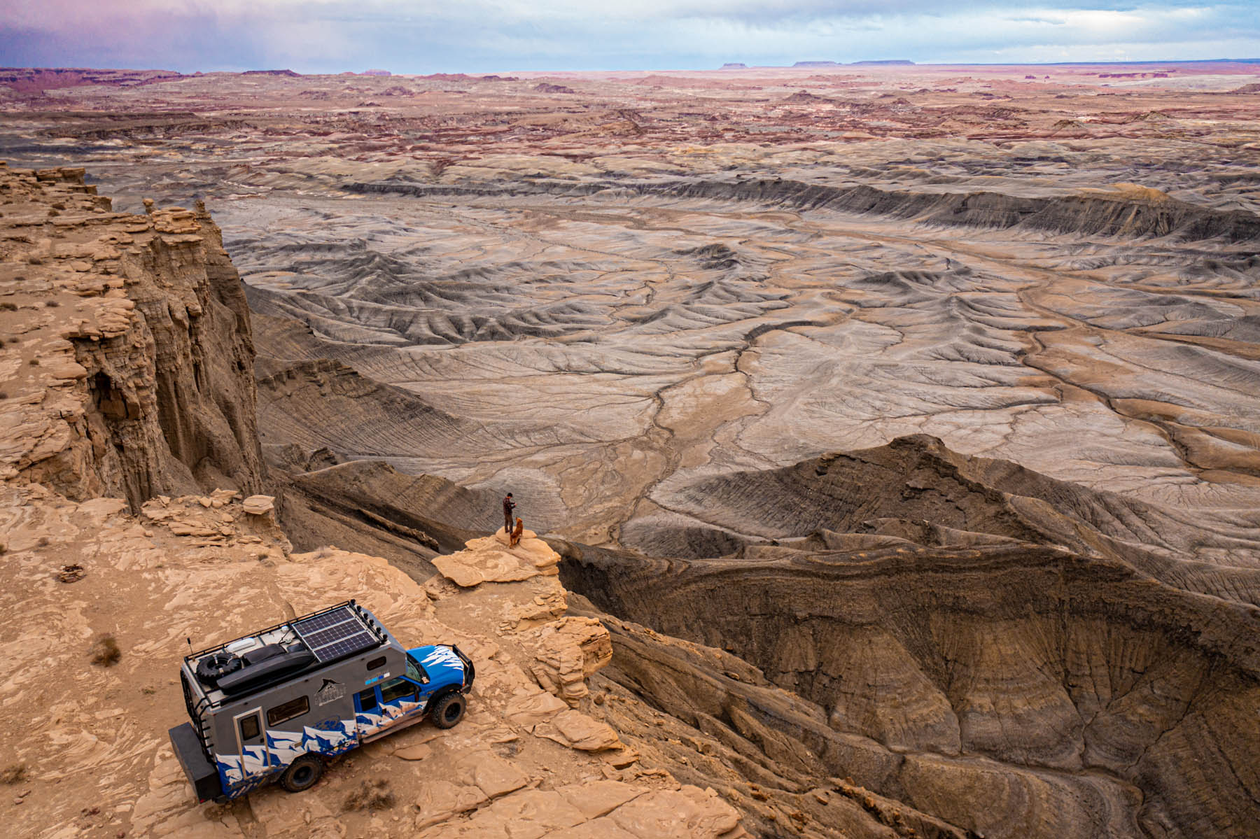 Sold: 2004 Museroamer Expedition Vehicle