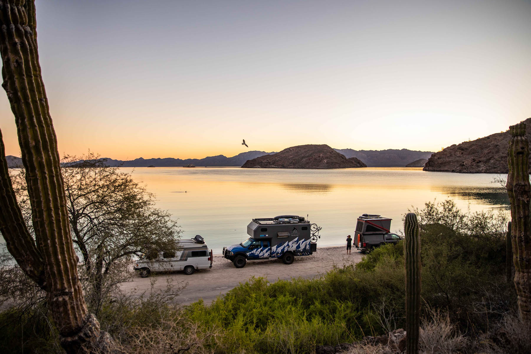 Sold: 2004 Museroamer Expedition Vehicle